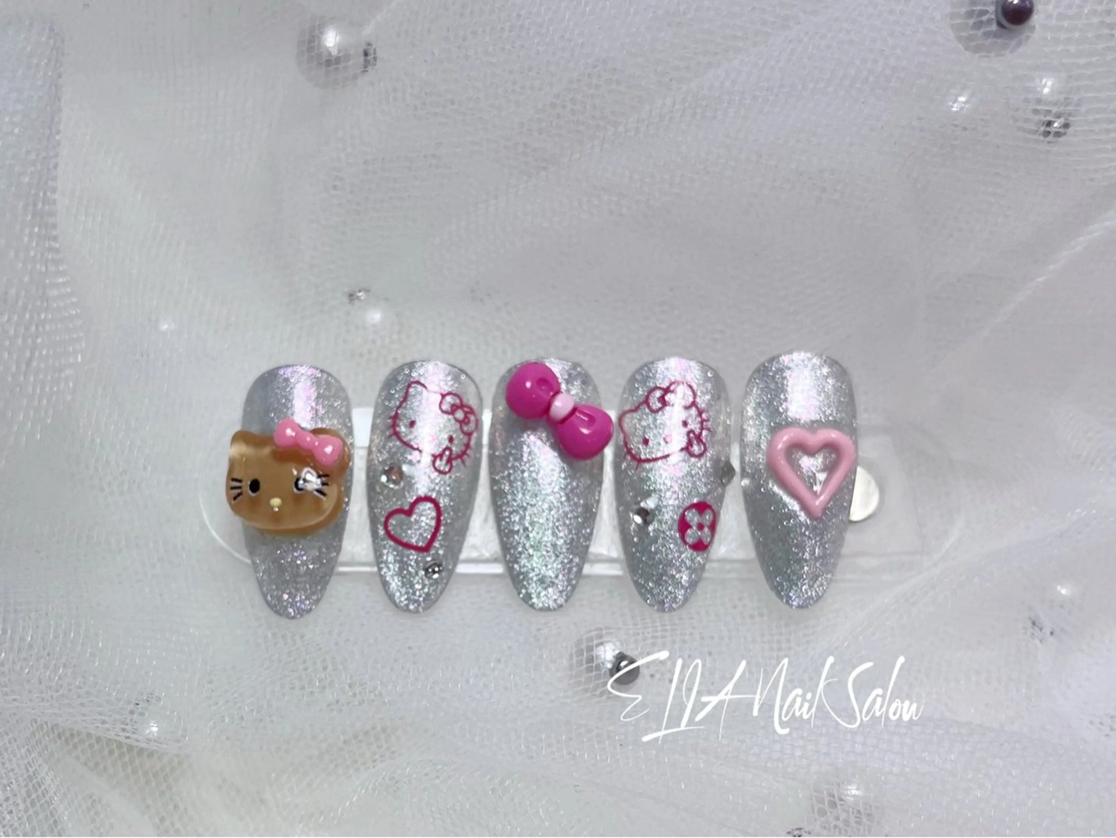 ミディアム cici nailのネイルデザイン
