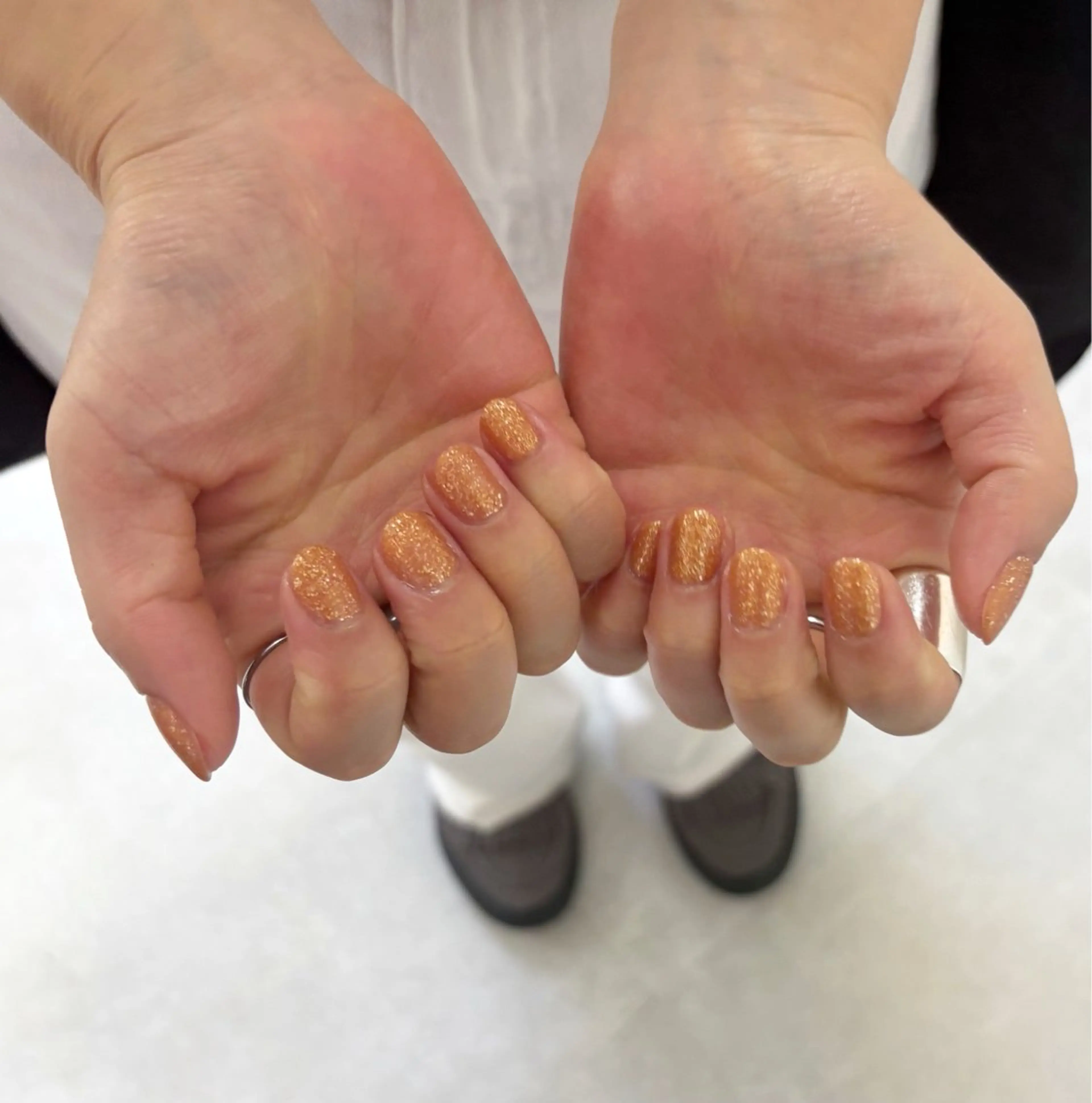 ネイル ラメ(グリッター) ワンカラーネイル ハンドネイル Bianca関内 USUI🐢のネイルデザイン