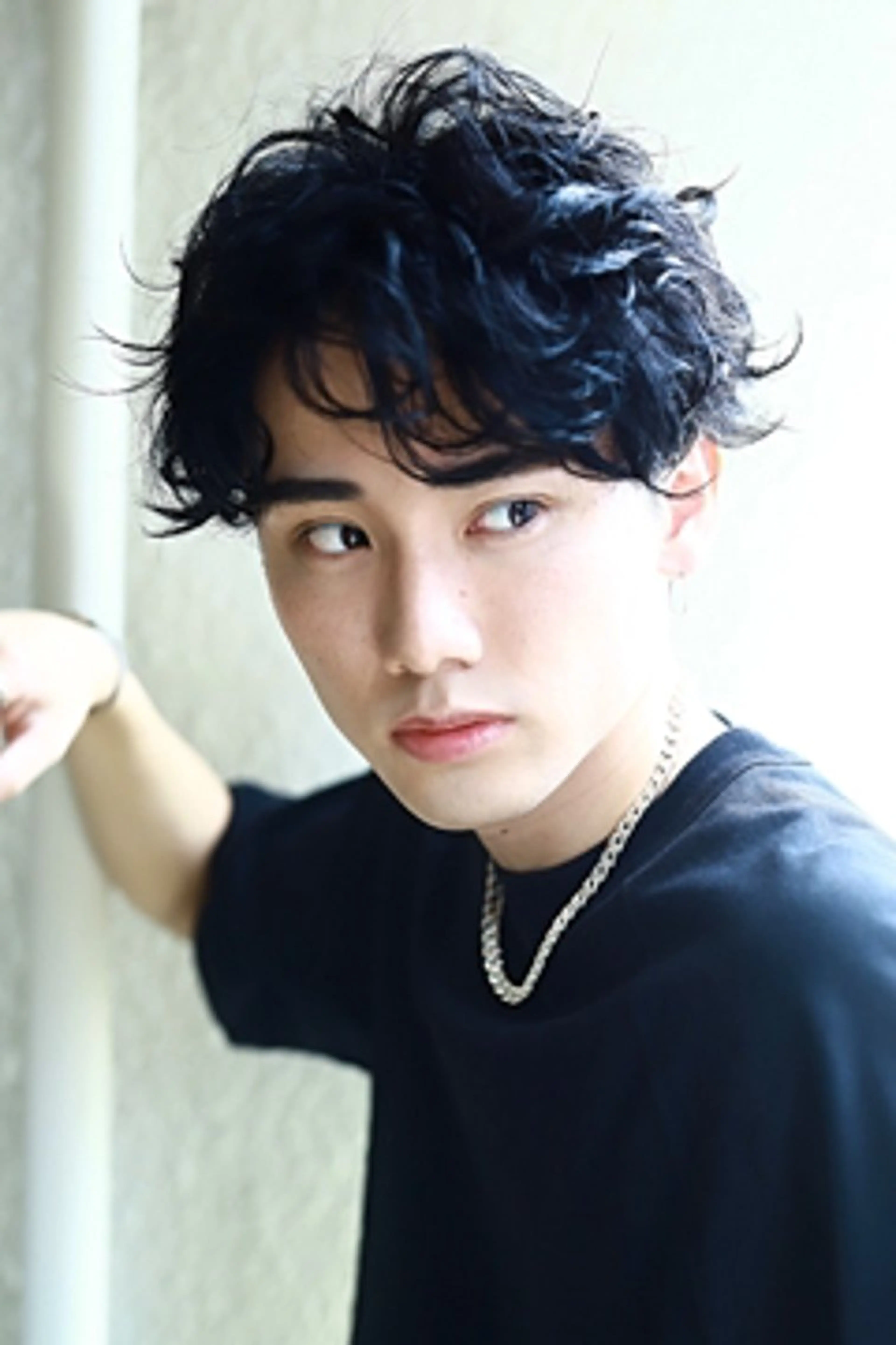 メンズ パーマ 髪質改善ストレート/ kurachiのヘアスタイル