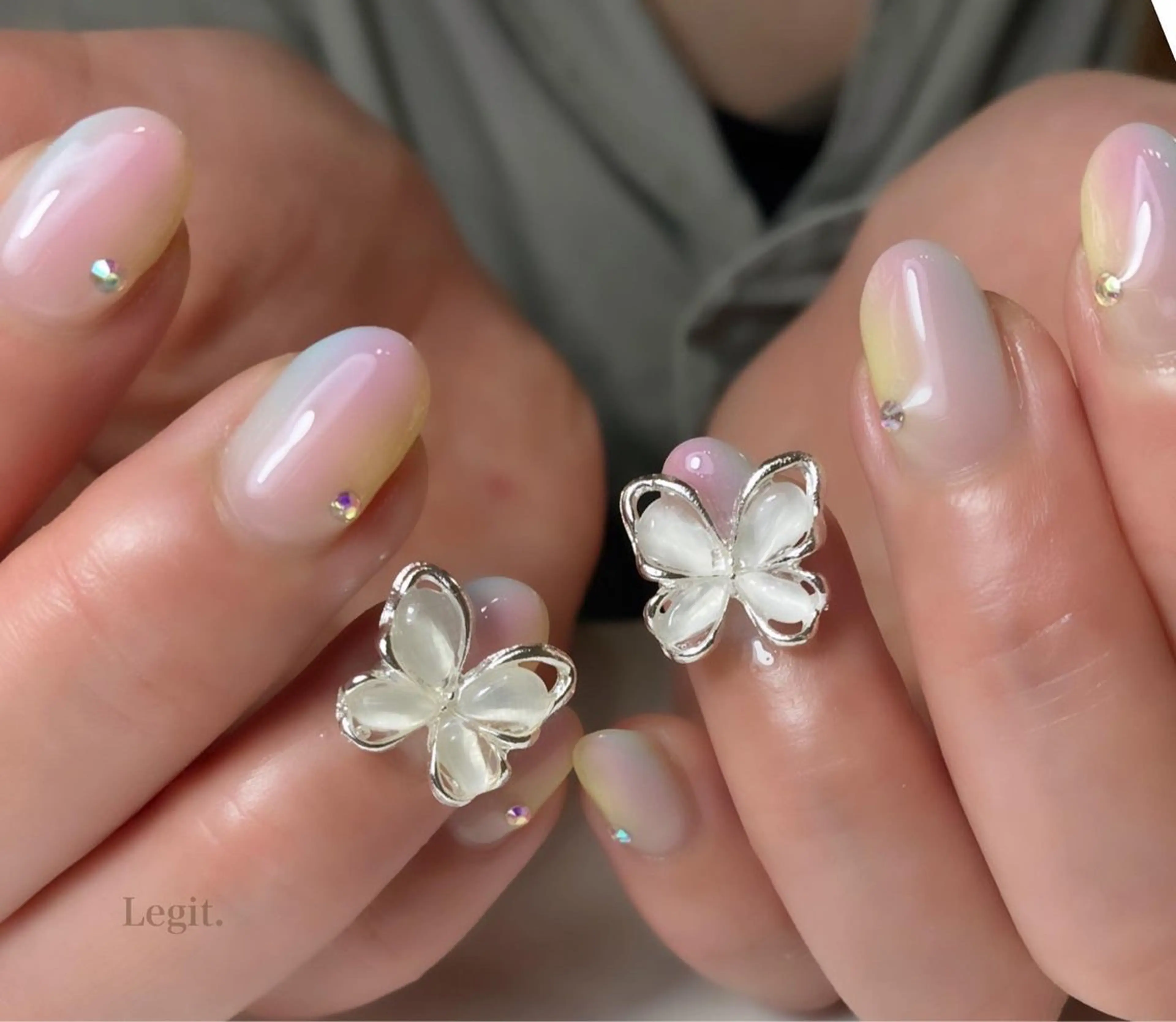 ネイル Legit nail salonのネイルデザイン