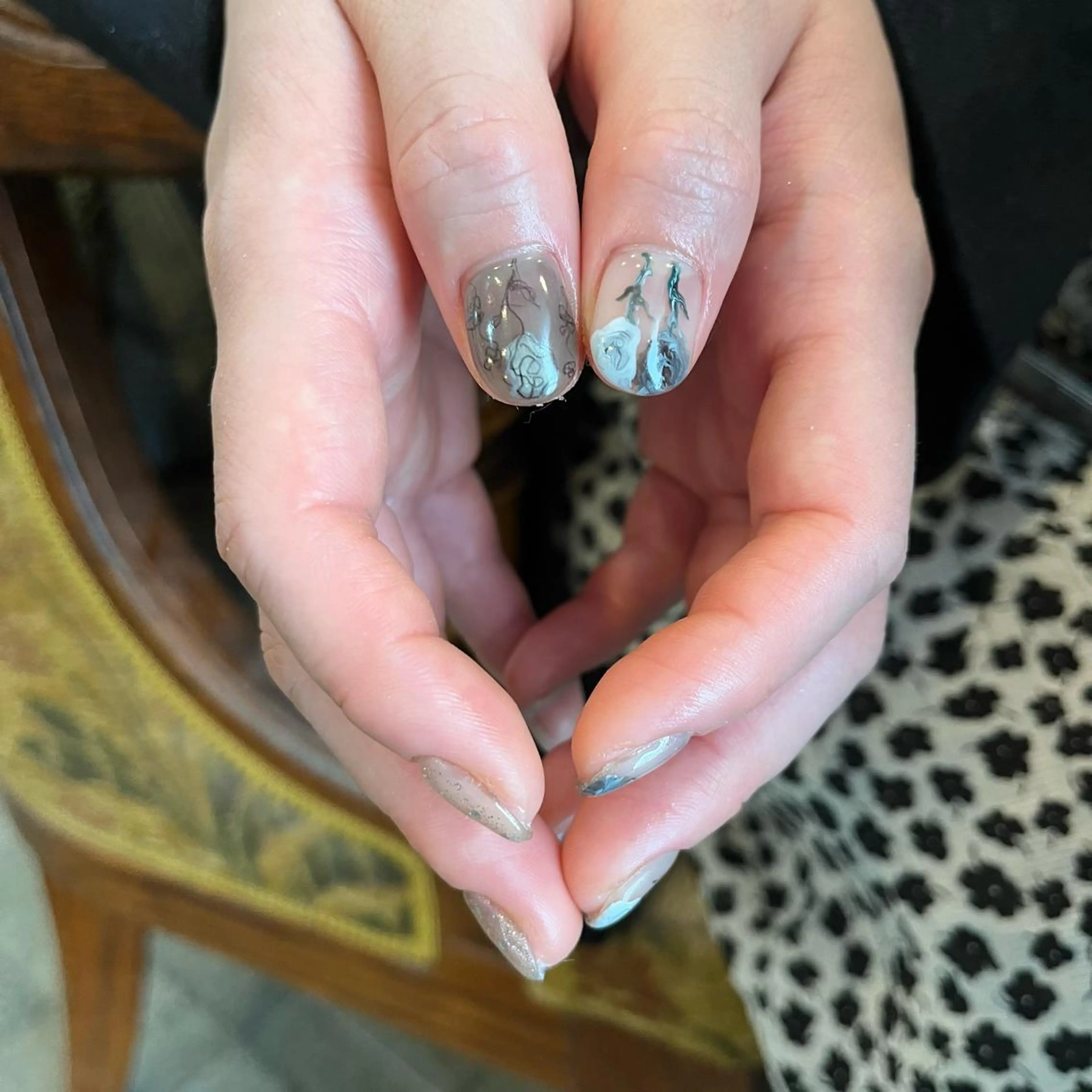 ネイル ハンドネイル Trico Antique所属・岩本 杏のネイルデザイン