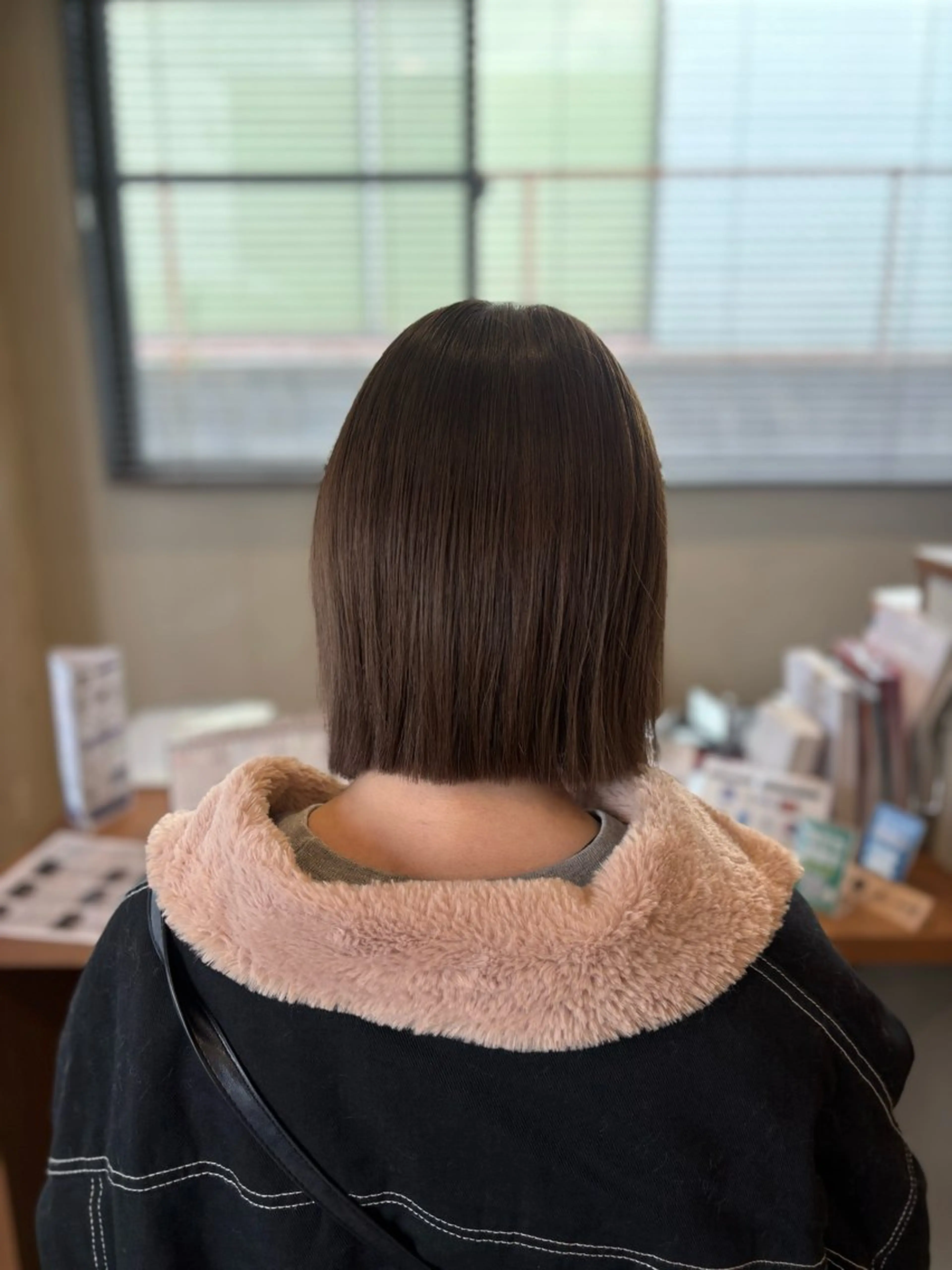 カラー ブラウンカラー オリーブブラウン 多田 愛梨のヘアスタイル