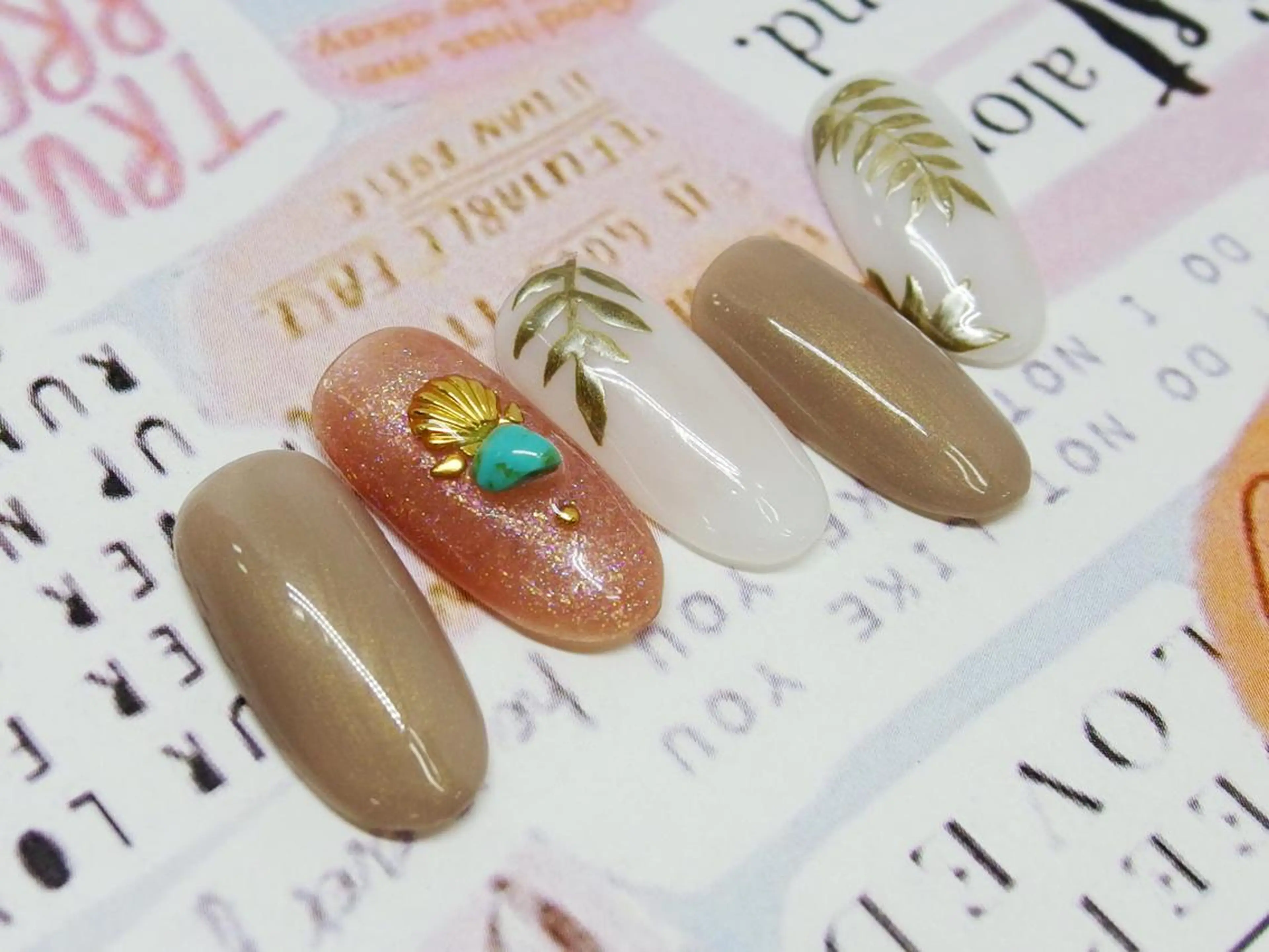 カラー ハンドネイル ティーエヌ 金山駅東口店のネイルデザイン