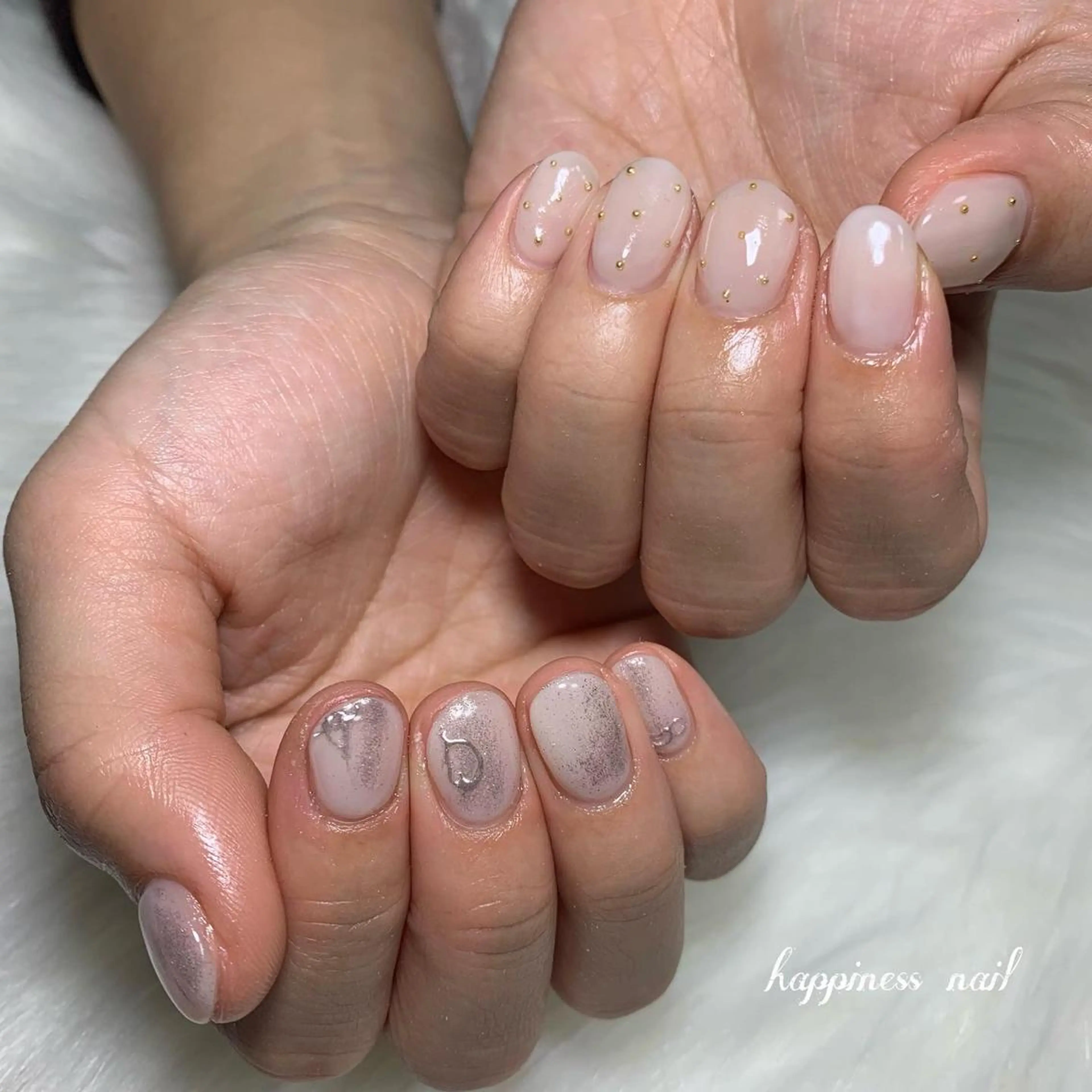 ネイル 韓国ネイル ミラーネイル ショートネイル シンプルネイル ホワイト happiness nailのネイルデザイン