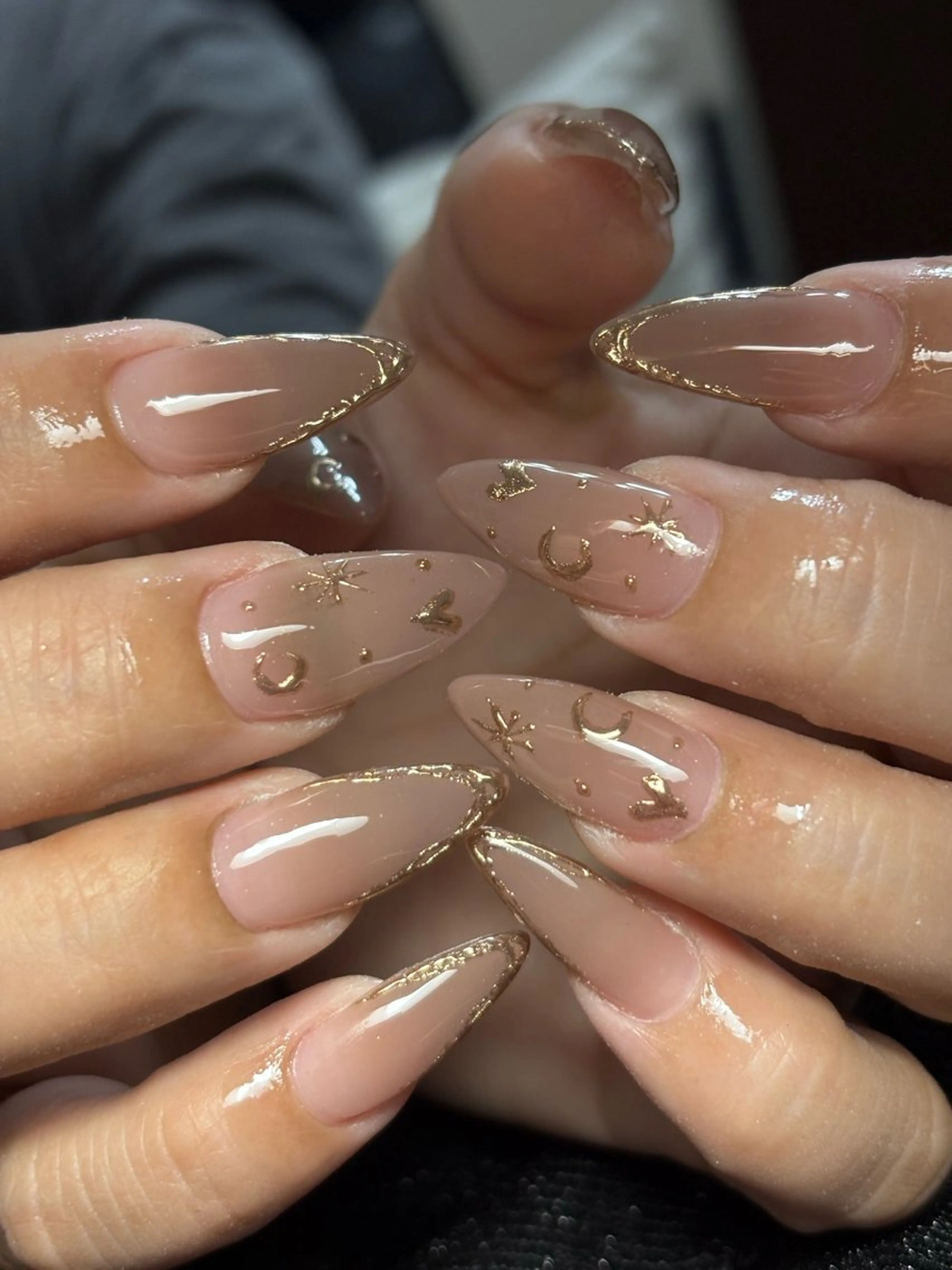 ネイル ハンドネイル フットネイル ✴︎ Delightのネイルデザイン