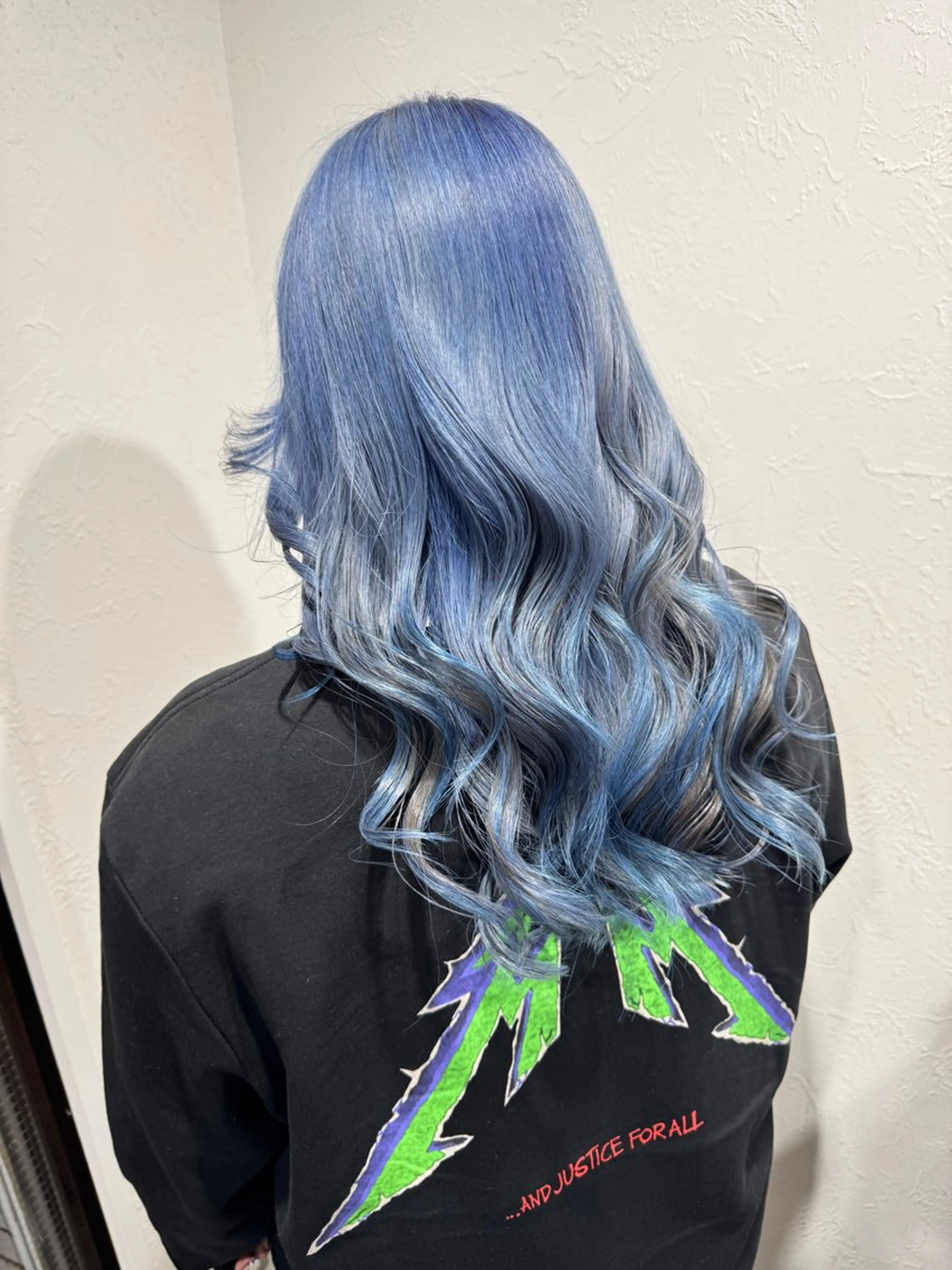 ロング カラー ヘアカラー ハイトーン/レイヤー /艶カラー🎀のヘアスタイル