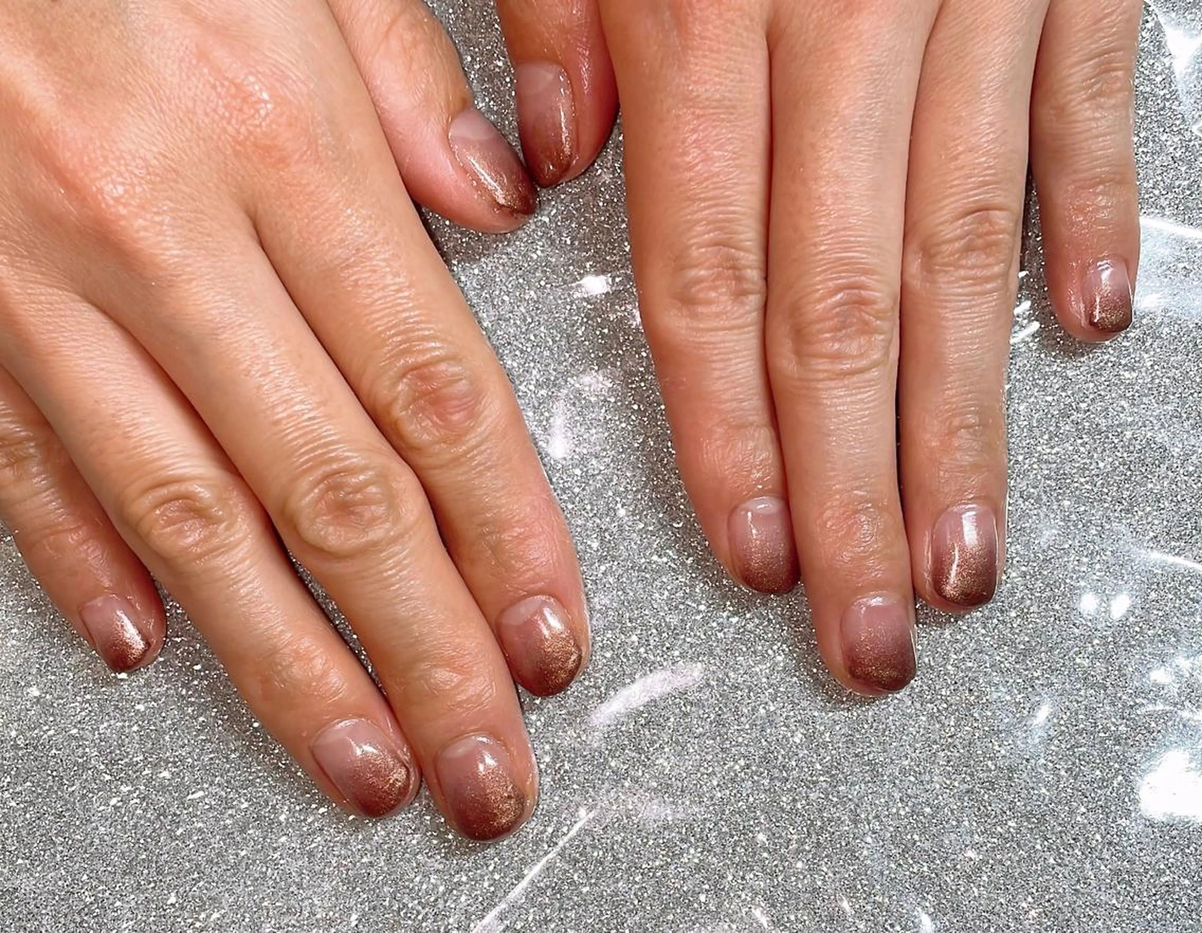 ネイル VIERU 🌈🎀💖のネイルデザイン