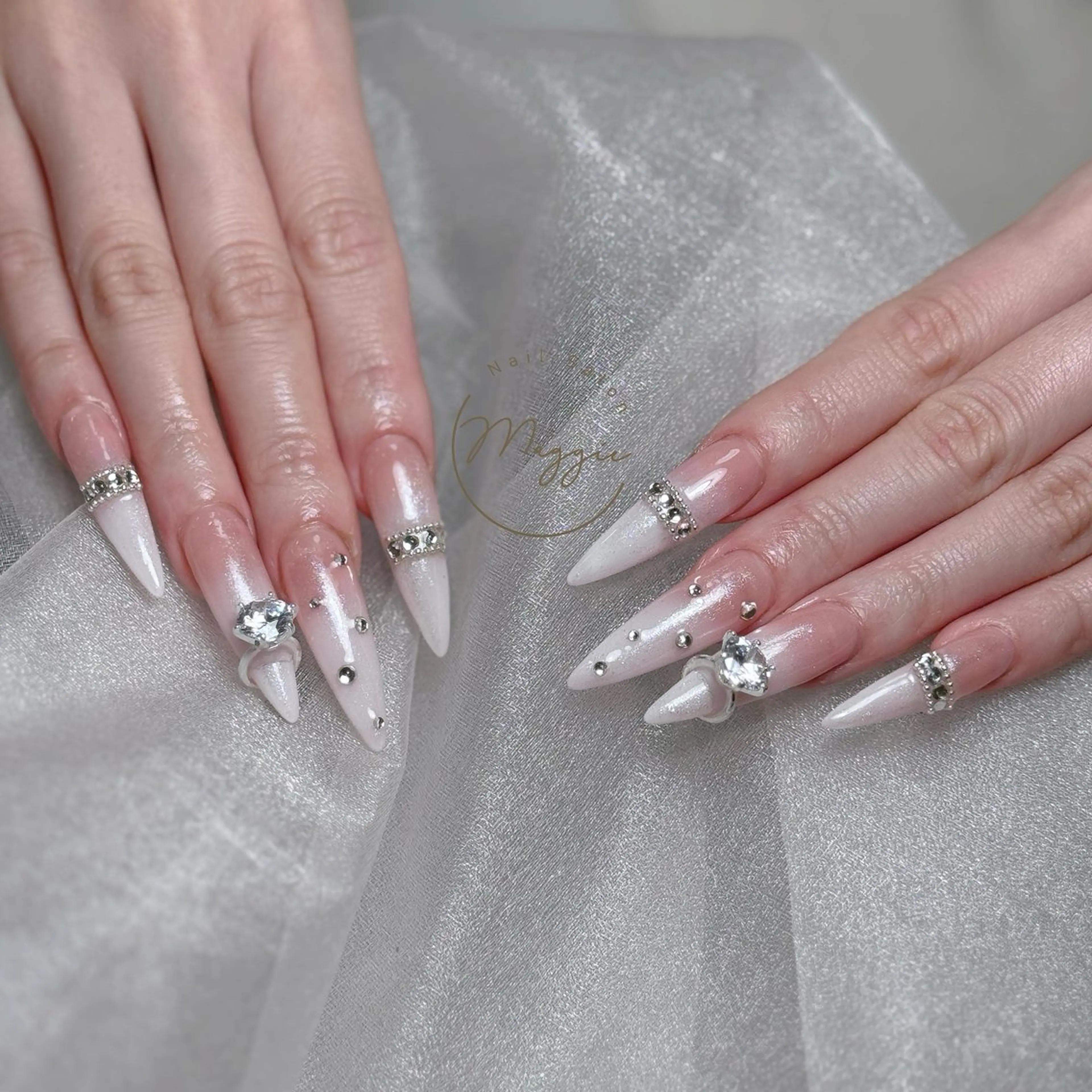 ネイル Maggie Nail🦩のネイルデザイン