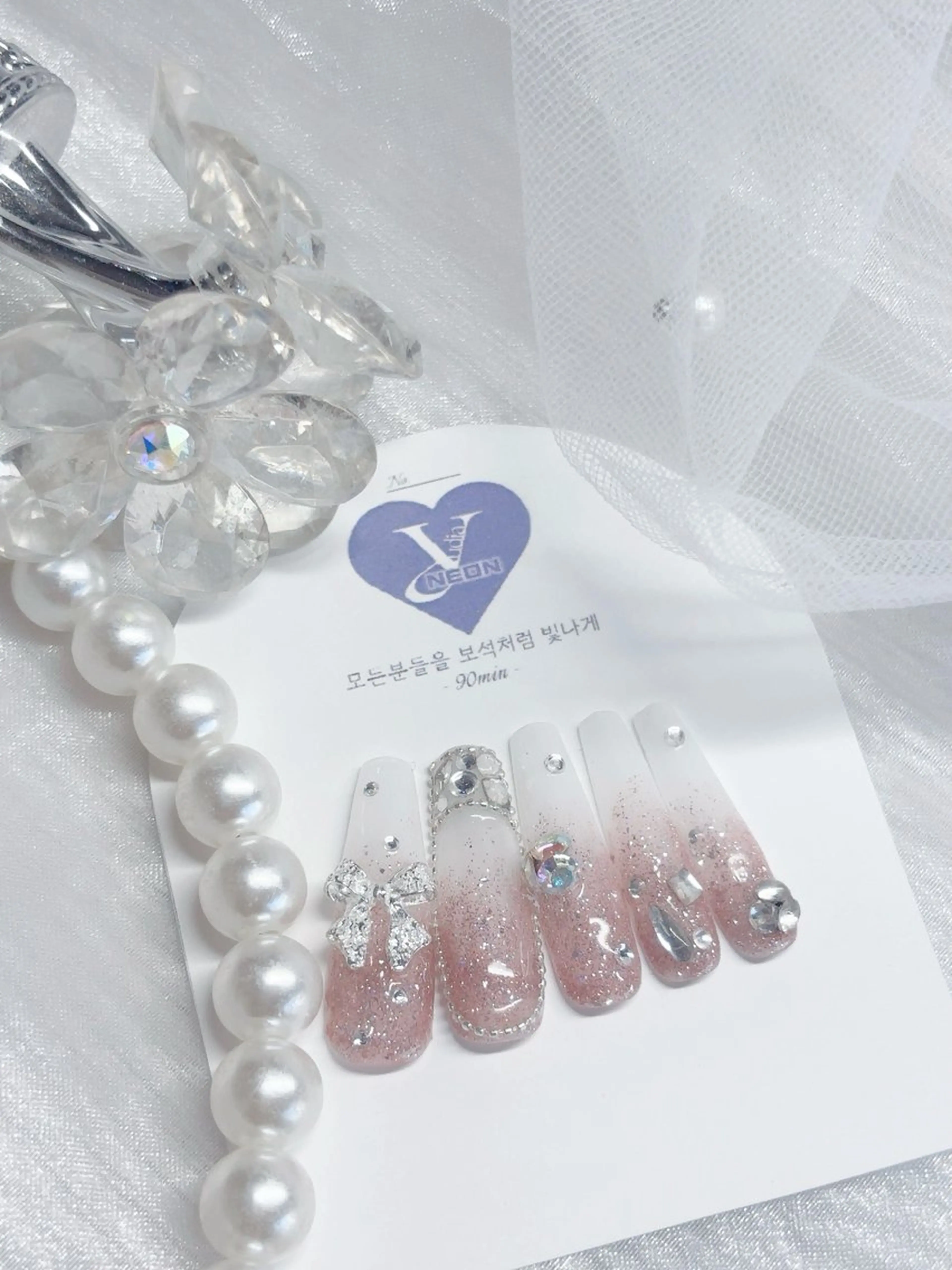 ネイル オーロラネイル 成人式 フットネイル 韓国ネイル ロングネイル Yudia🦋 azuのネイルデザイン