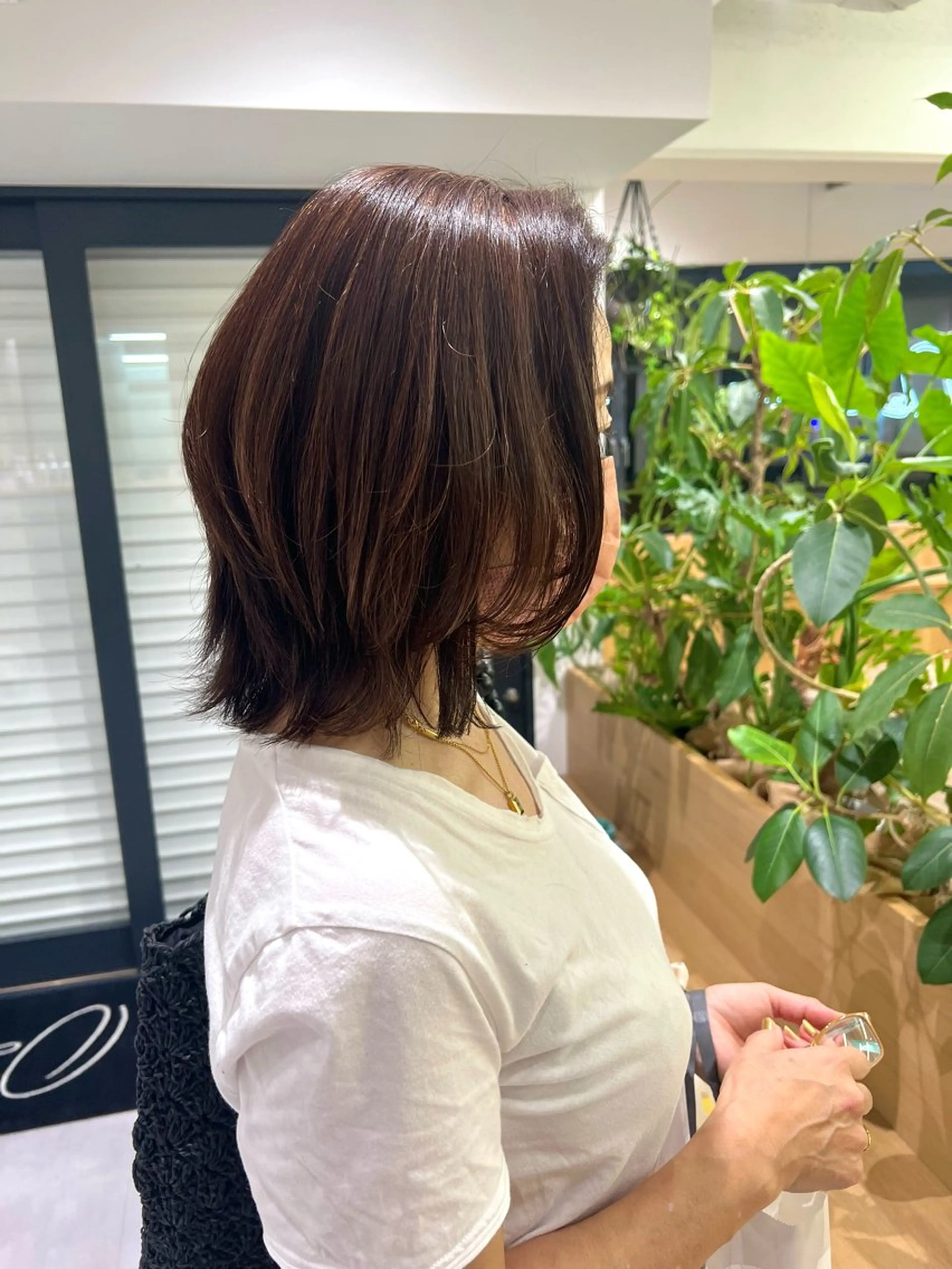 ミディアム カット ヘアカラー トリートメント 田中 愛梨のヘアスタイル
