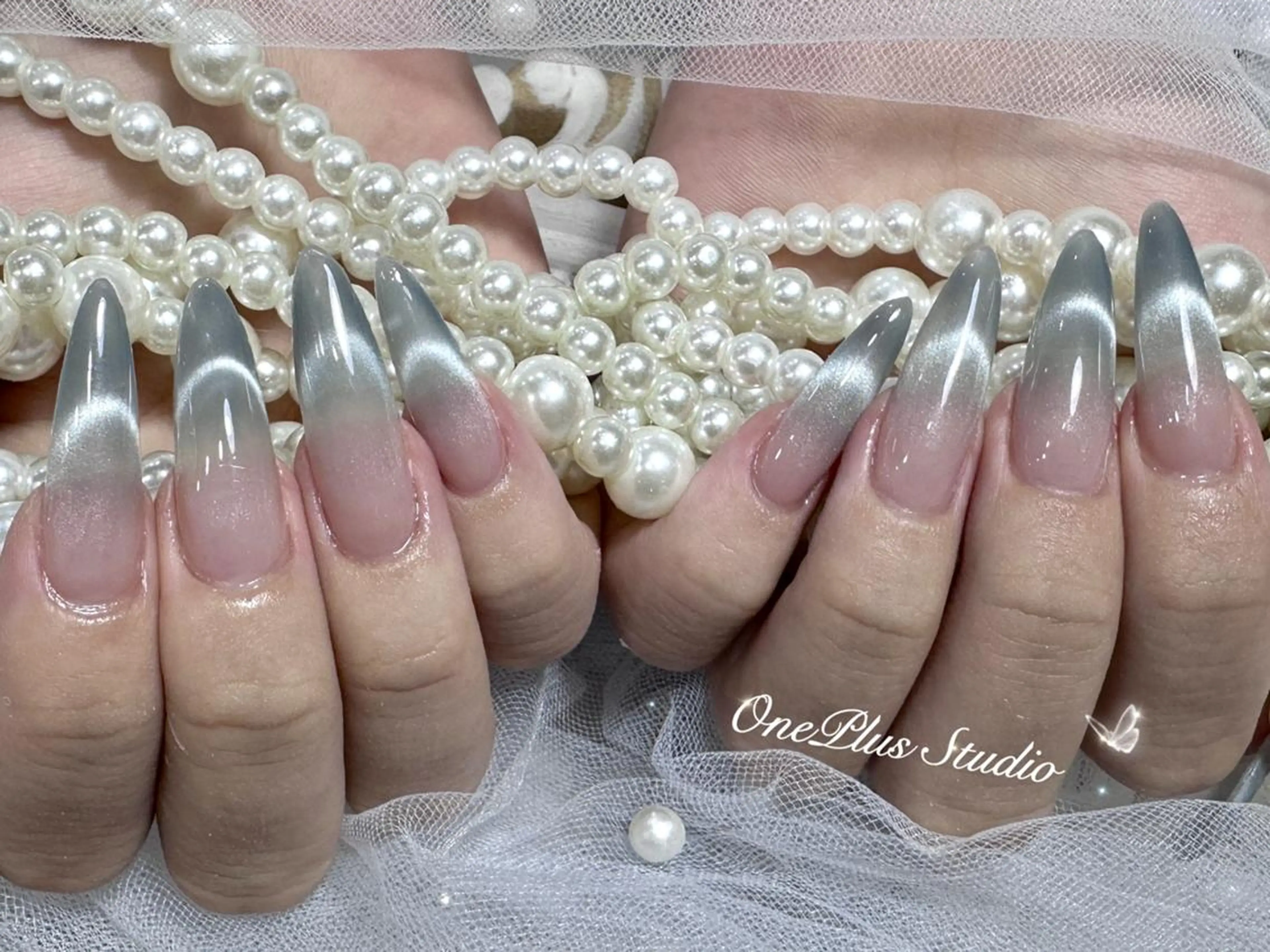 ネイル アートネイル オーロラネイル ガーリー キラキラネイル 韓国ネイル haruka 🧸のネイルデザイン