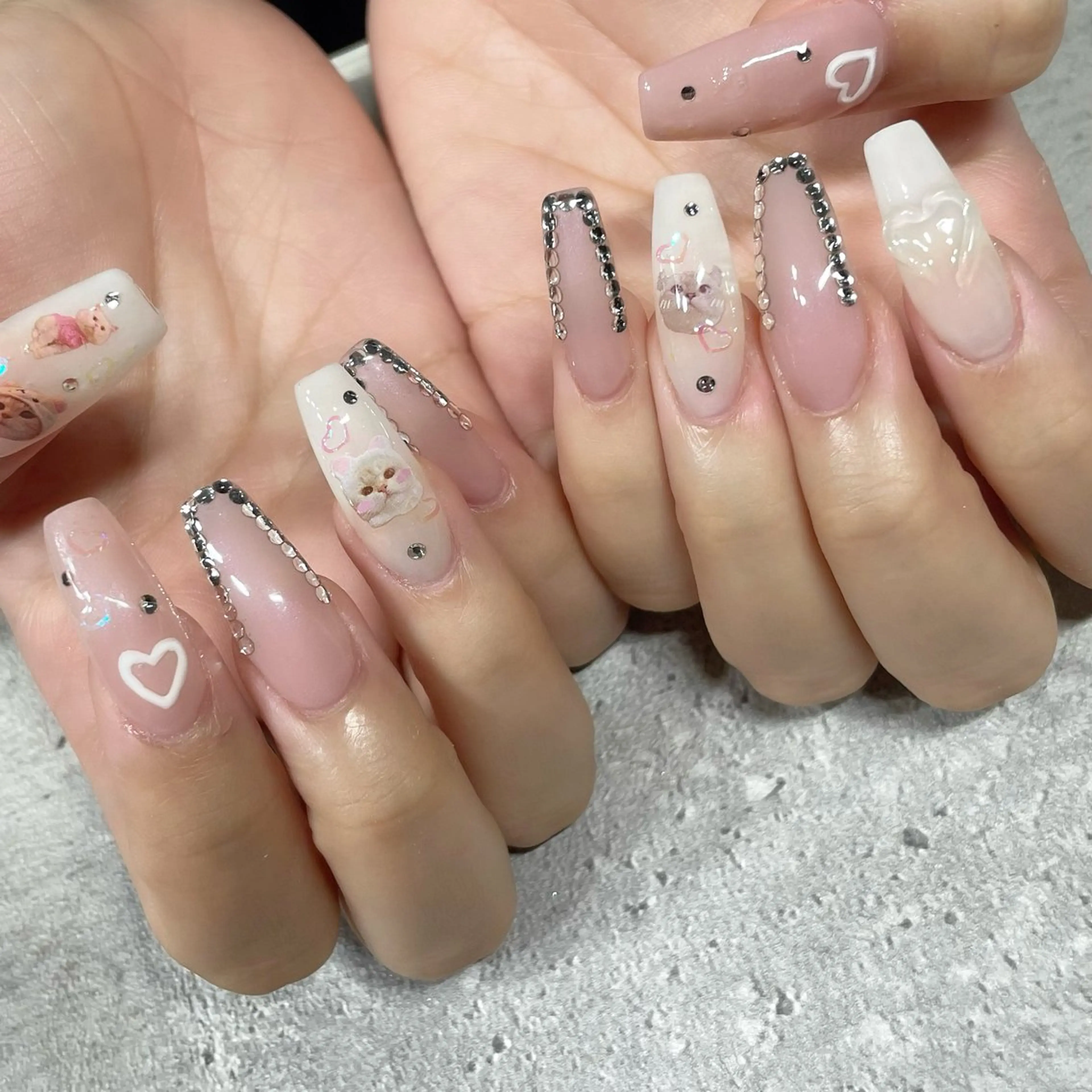 ネイル 持ち込み 東 千夏のネイルデザイン