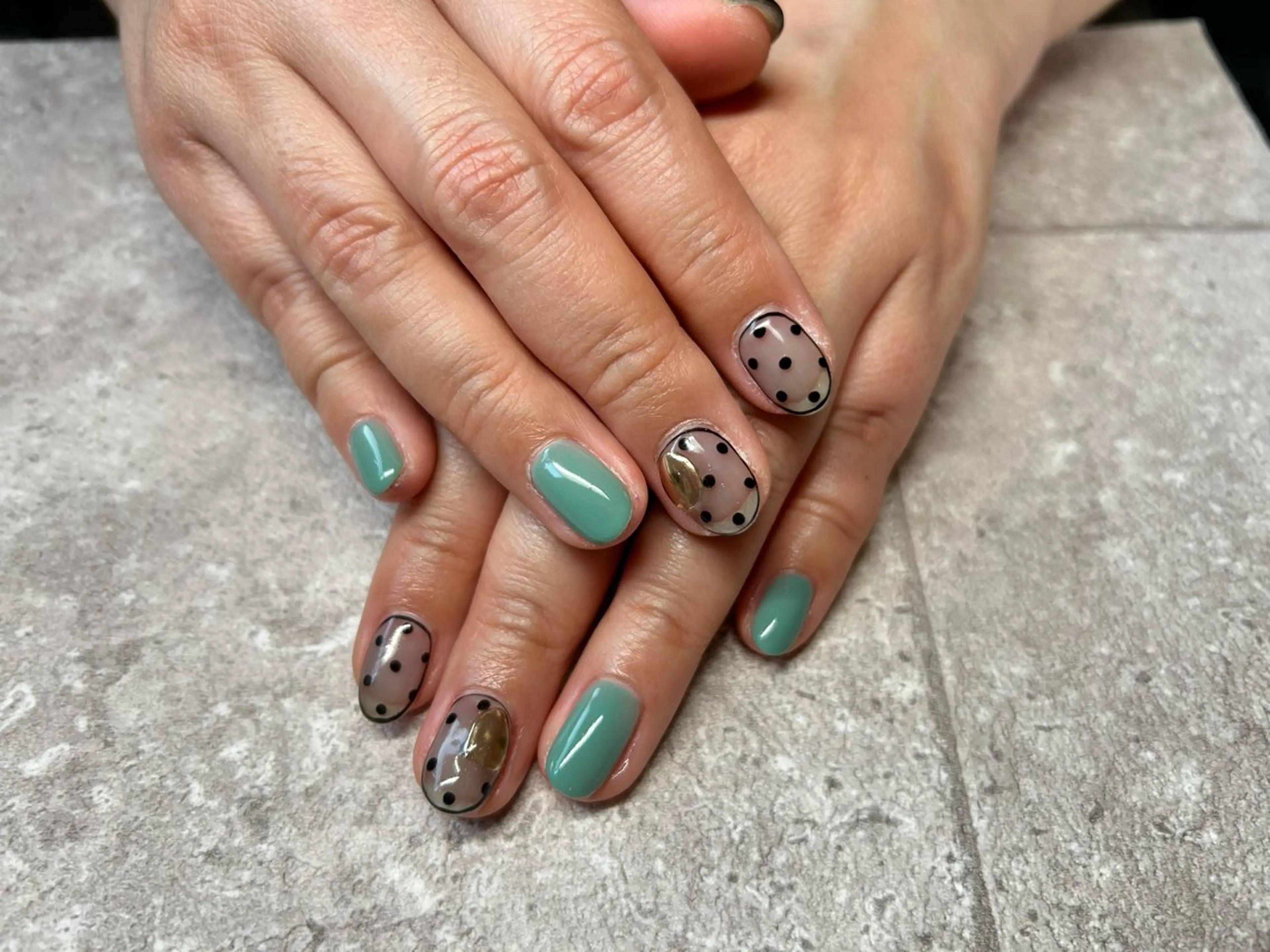 ネイル ハンドネイル Lisa’s Salonのネイルデザイン