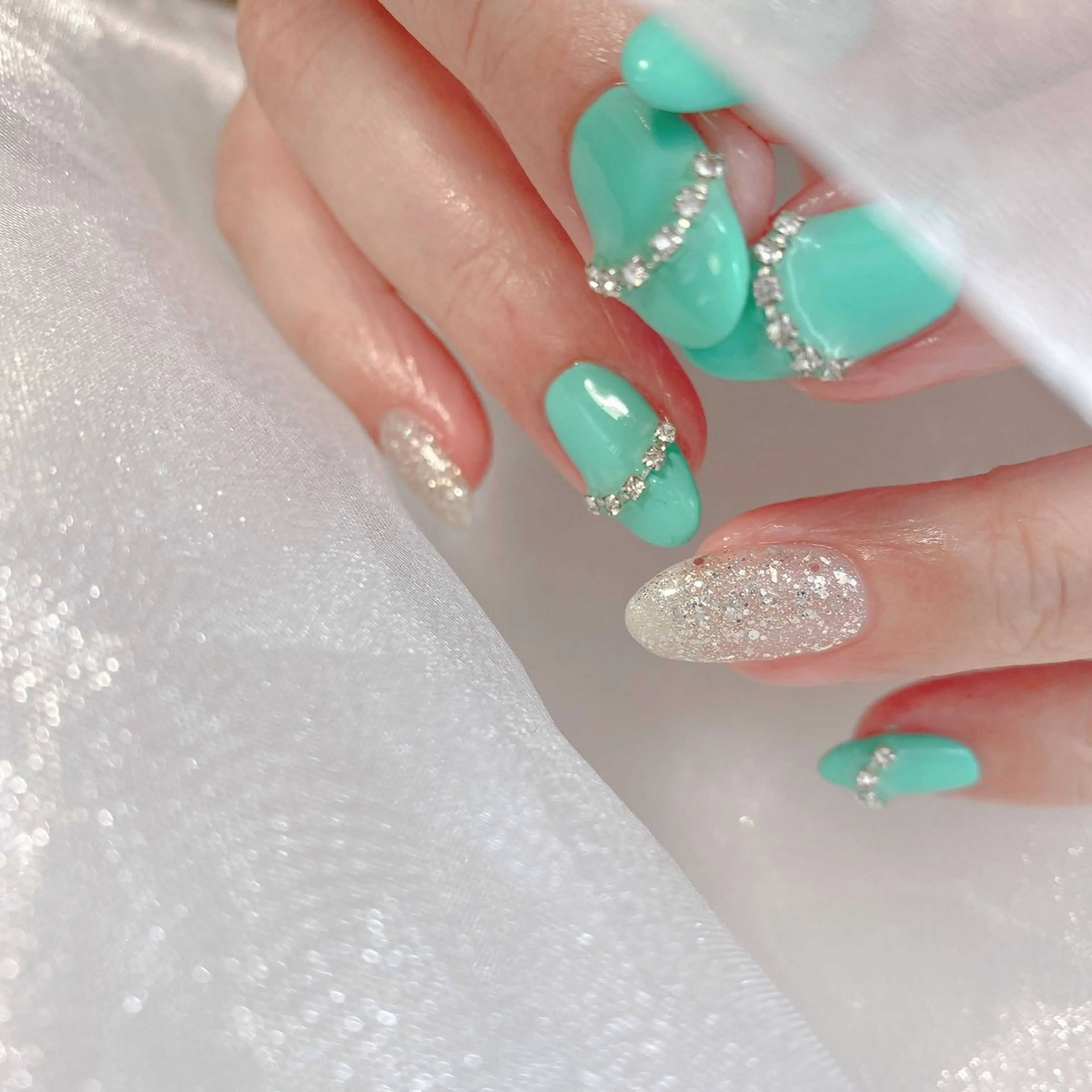 ネイル 大人キレイ 𝑁𝑖𝑥𝑖𝑠のネイルデザイン