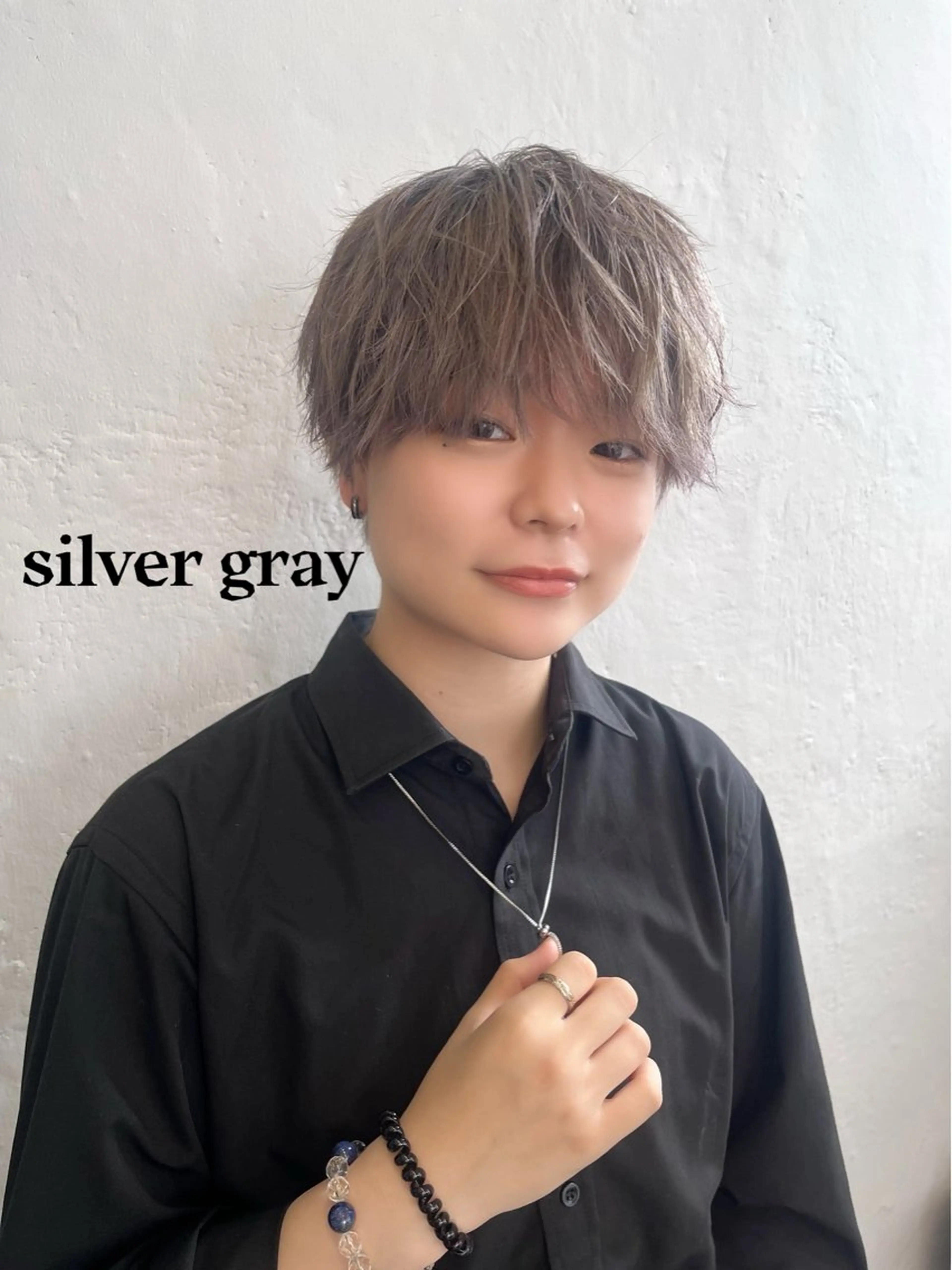 カラー メンズ 梅田/ベージュ／ 艶カラー／三宅空翔のヘアスタイル