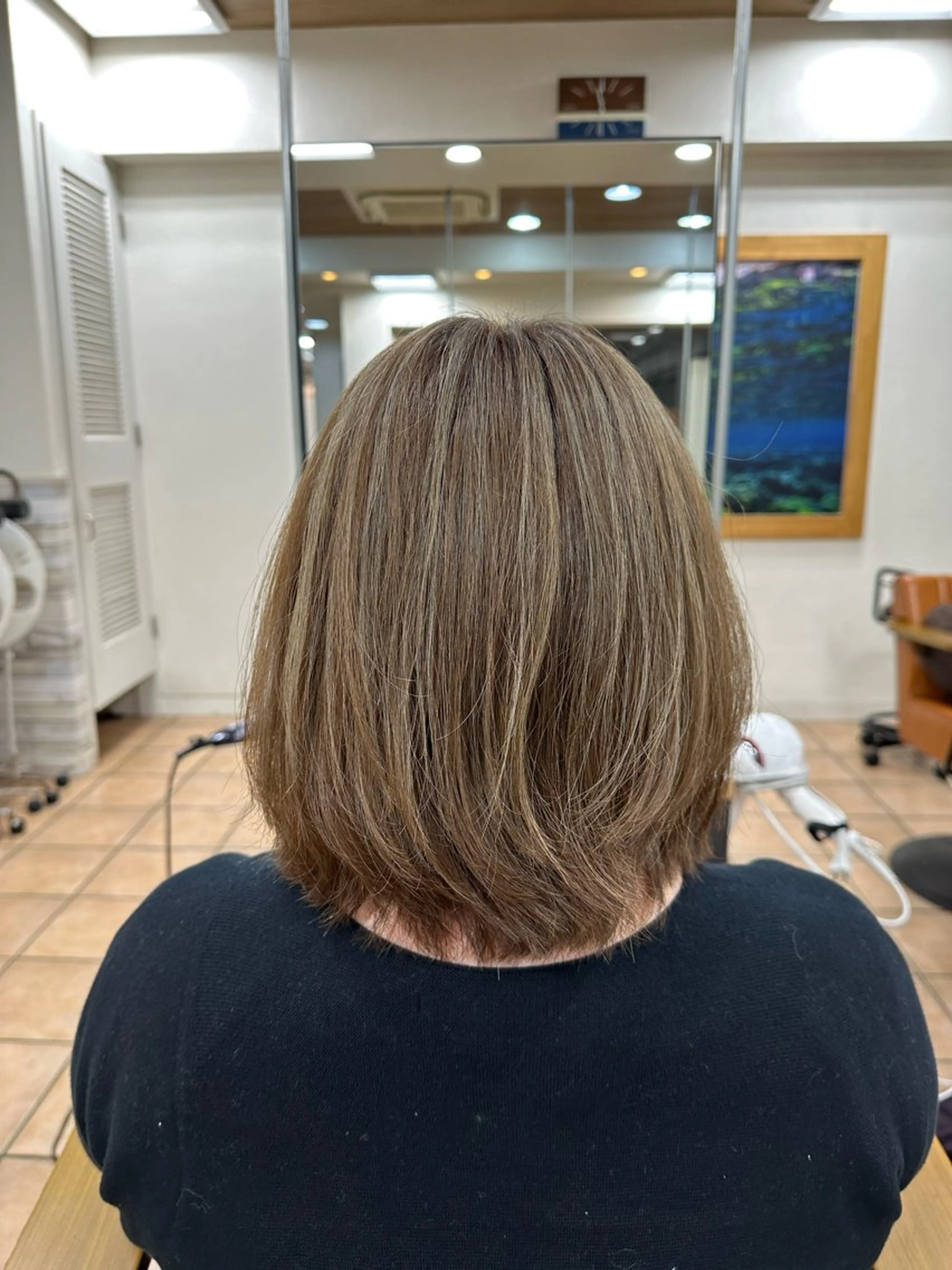 🎠グレイカラー🎠根元のみ暗めの白髪染め!の写真