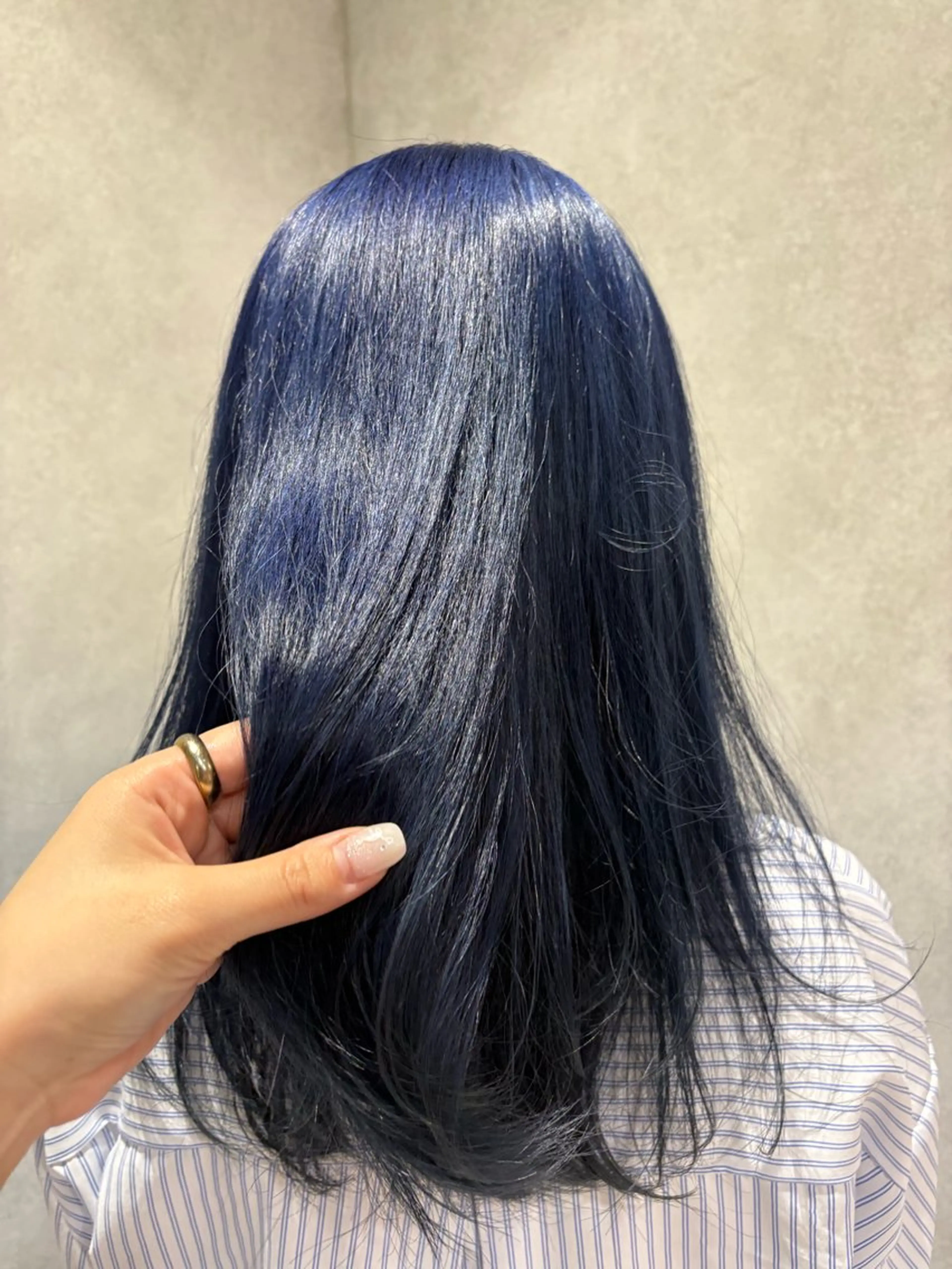 カラー 山口 幸姫のヘアスタイル