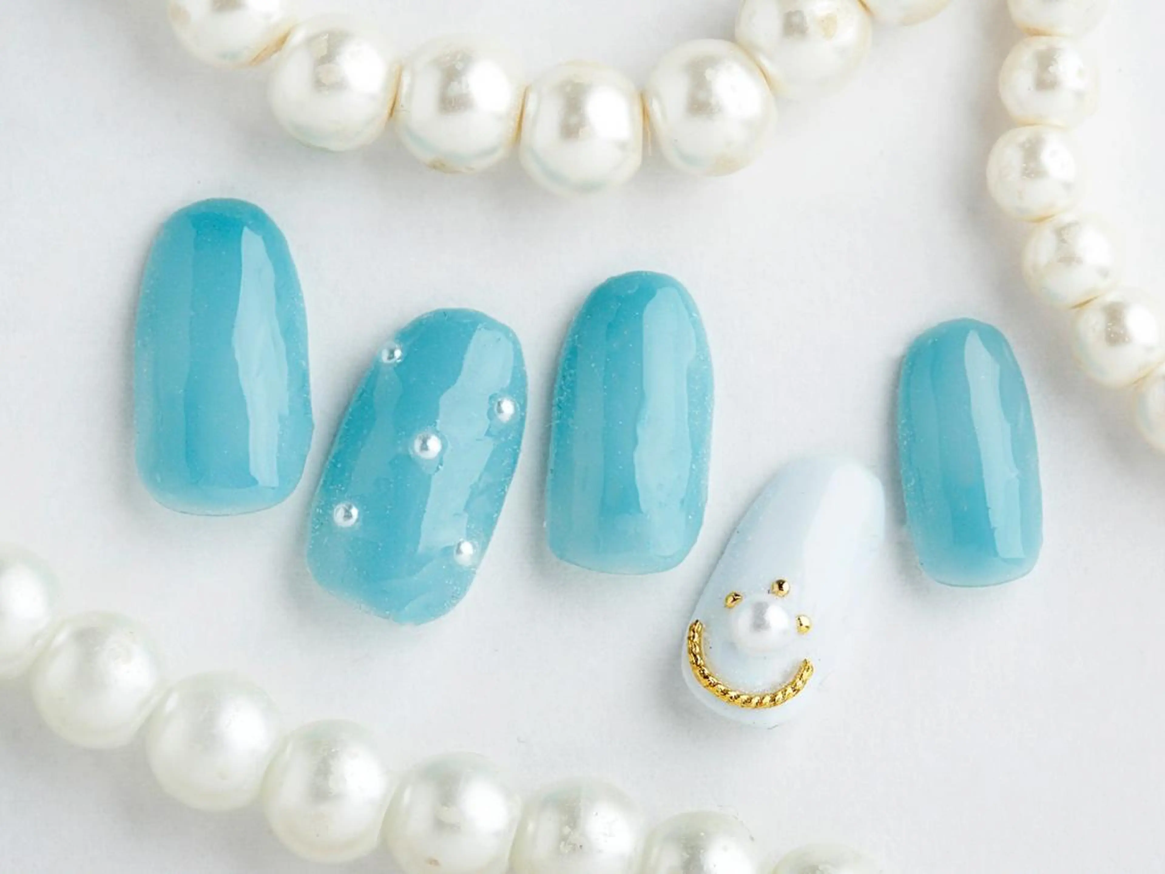 ネイル Tiary Nail Fのネイルデザイン