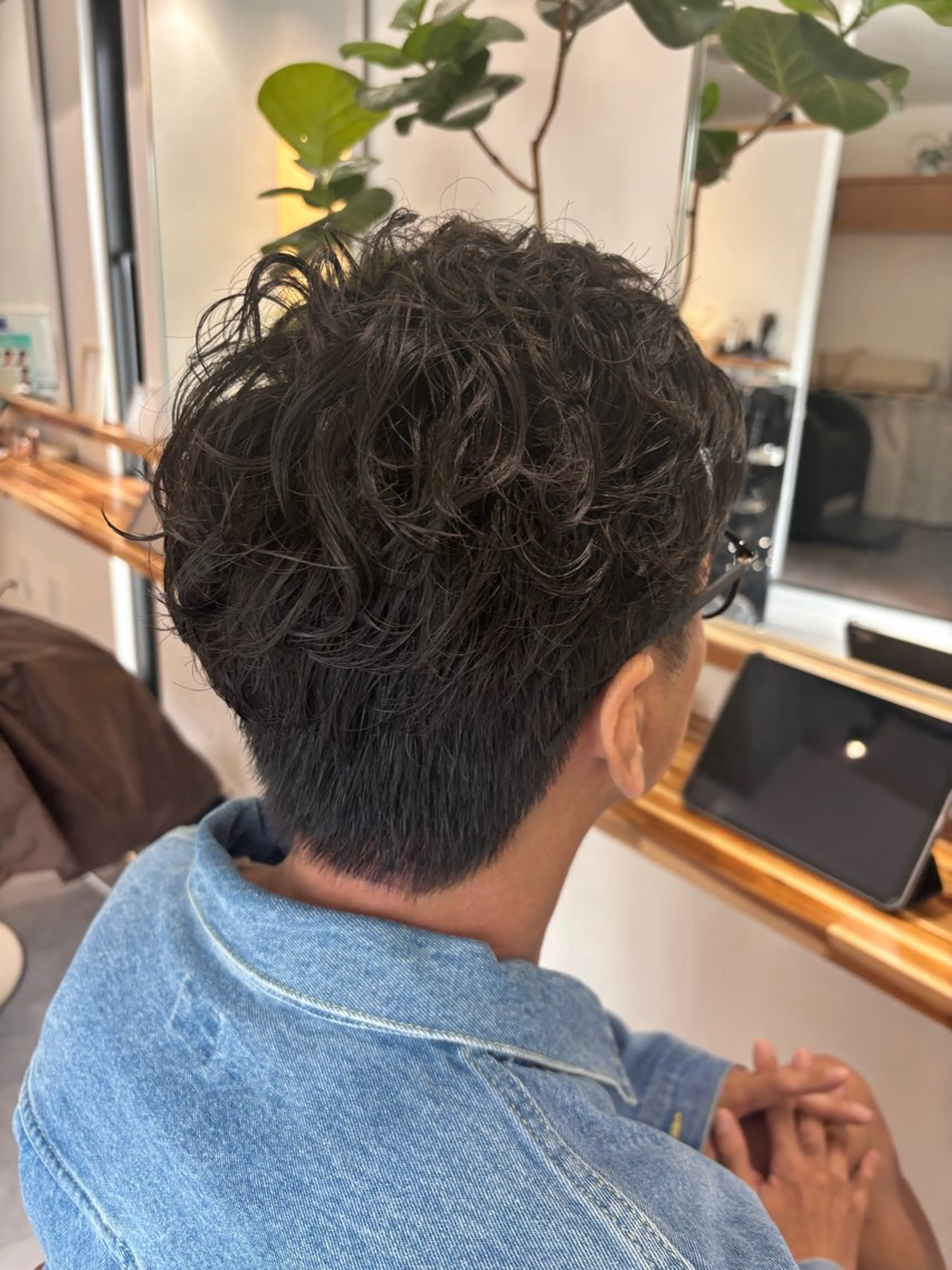 ショート パーマ メンズ 浅田 楓のヘアスタイル