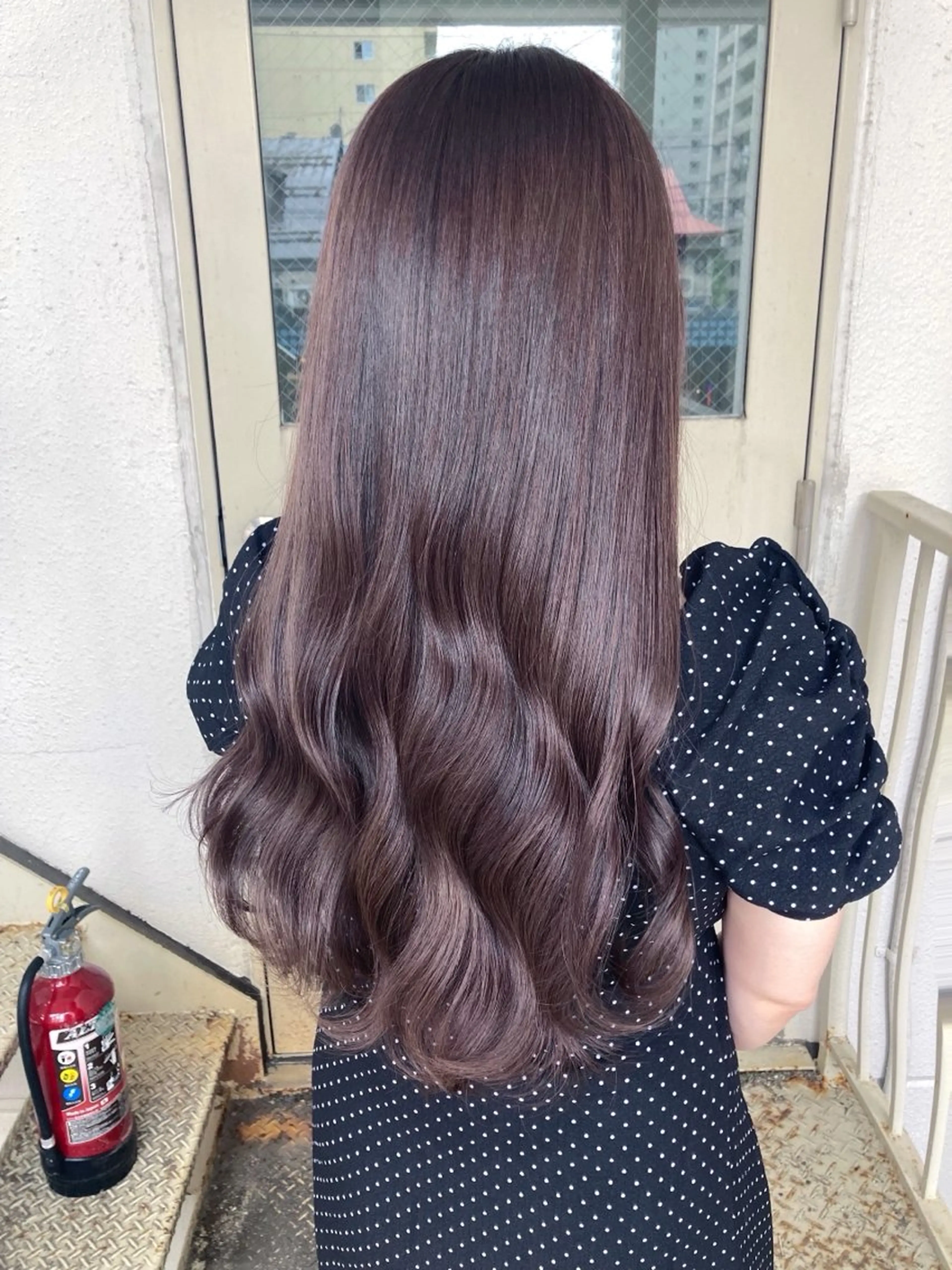 ロング roka ノゾミのヘアスタイル