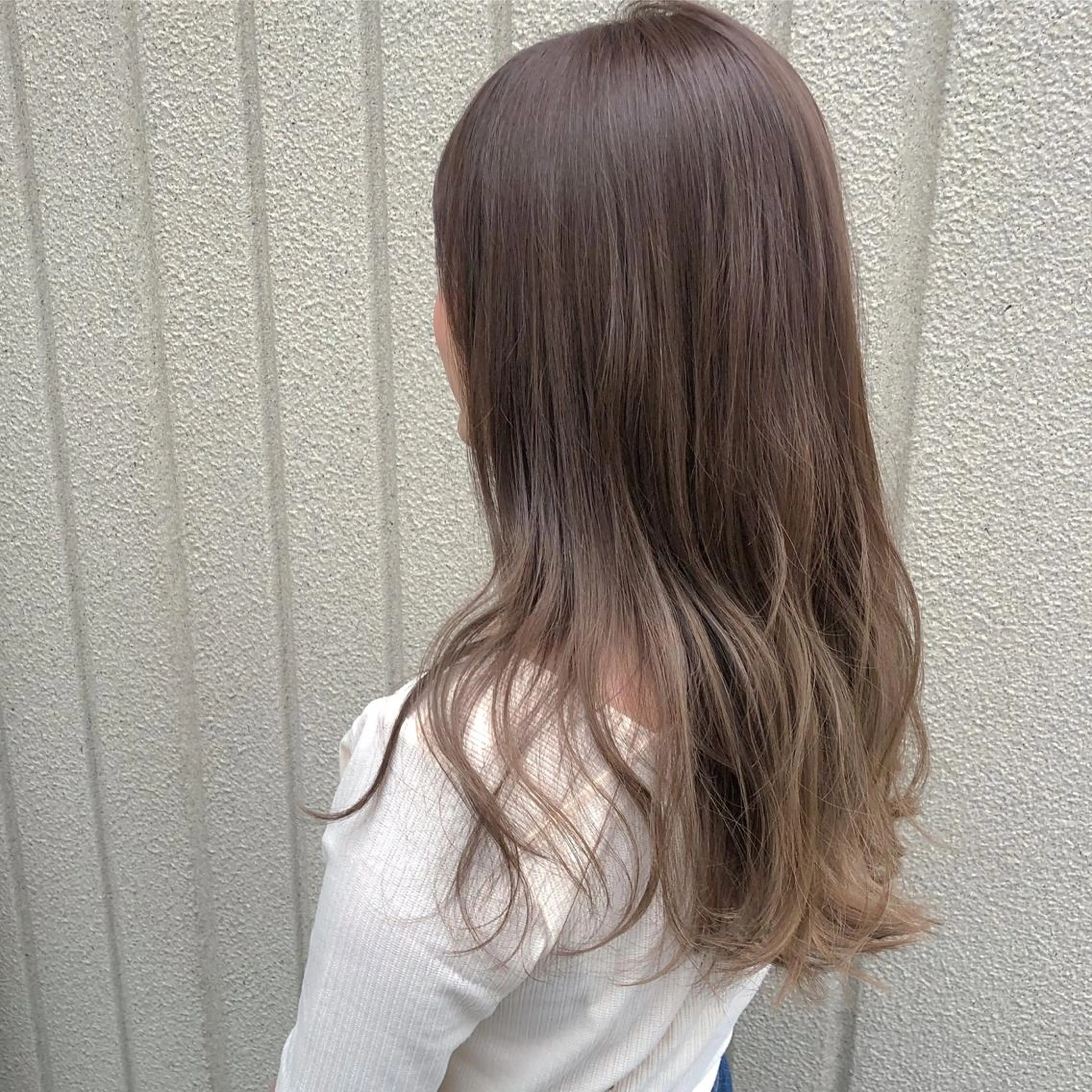 ミディアム カラー HOLON池袋所属・ウルフカット ハッシュカット/七海のヘアスタイル