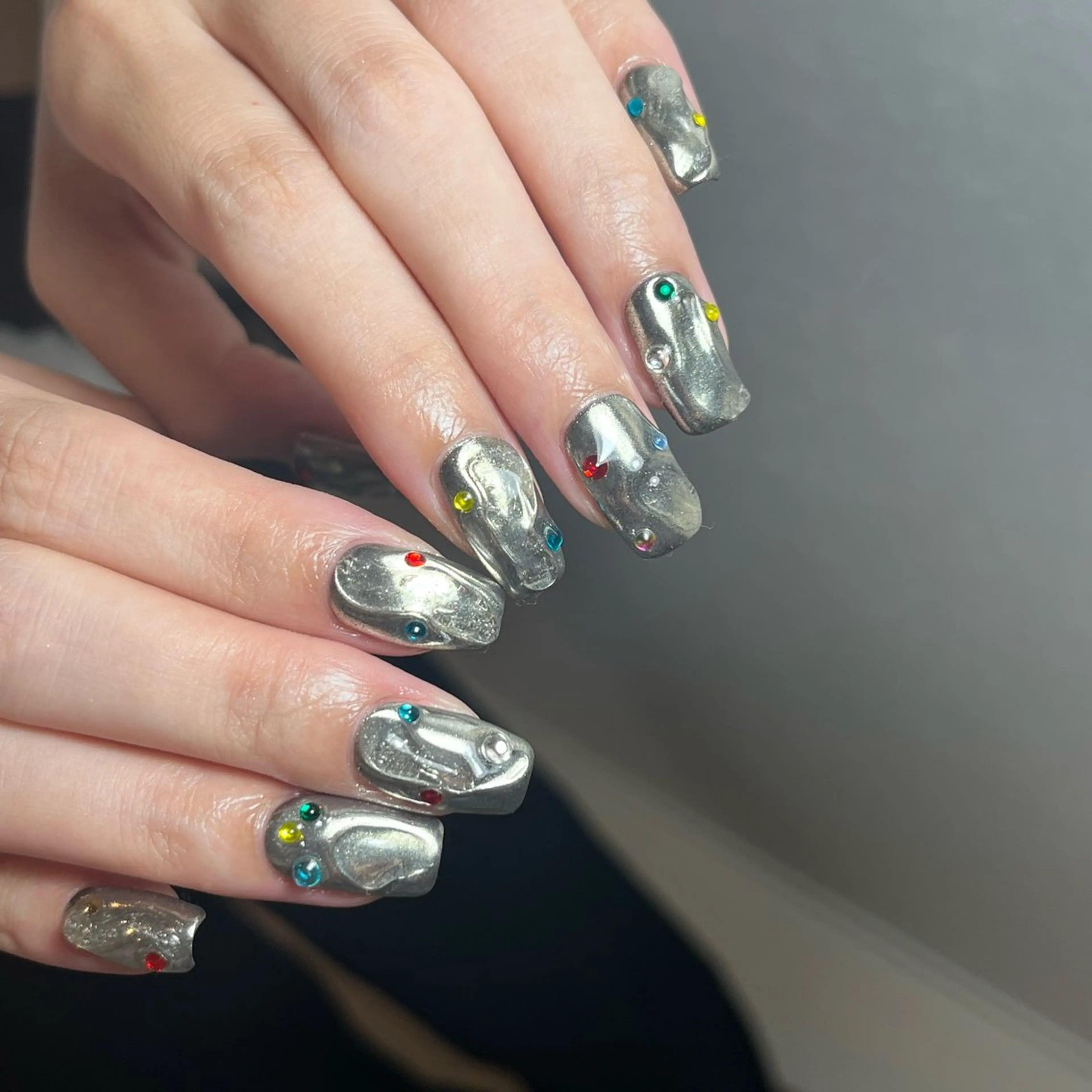 ネイル ハンドネイル NORA nail UMEDAのネイルデザイン