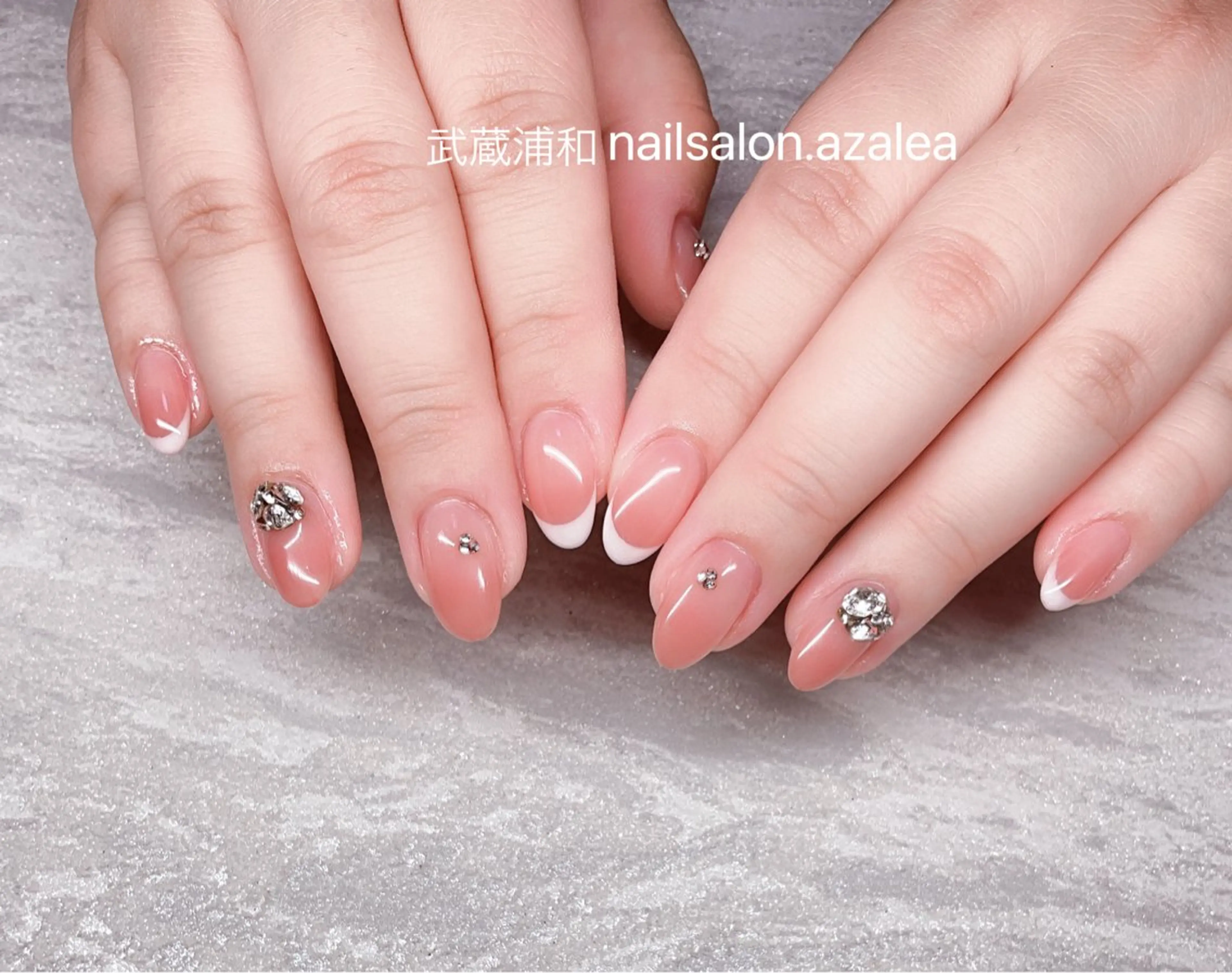 ネイル ハンドネイル R inのネイルデザイン