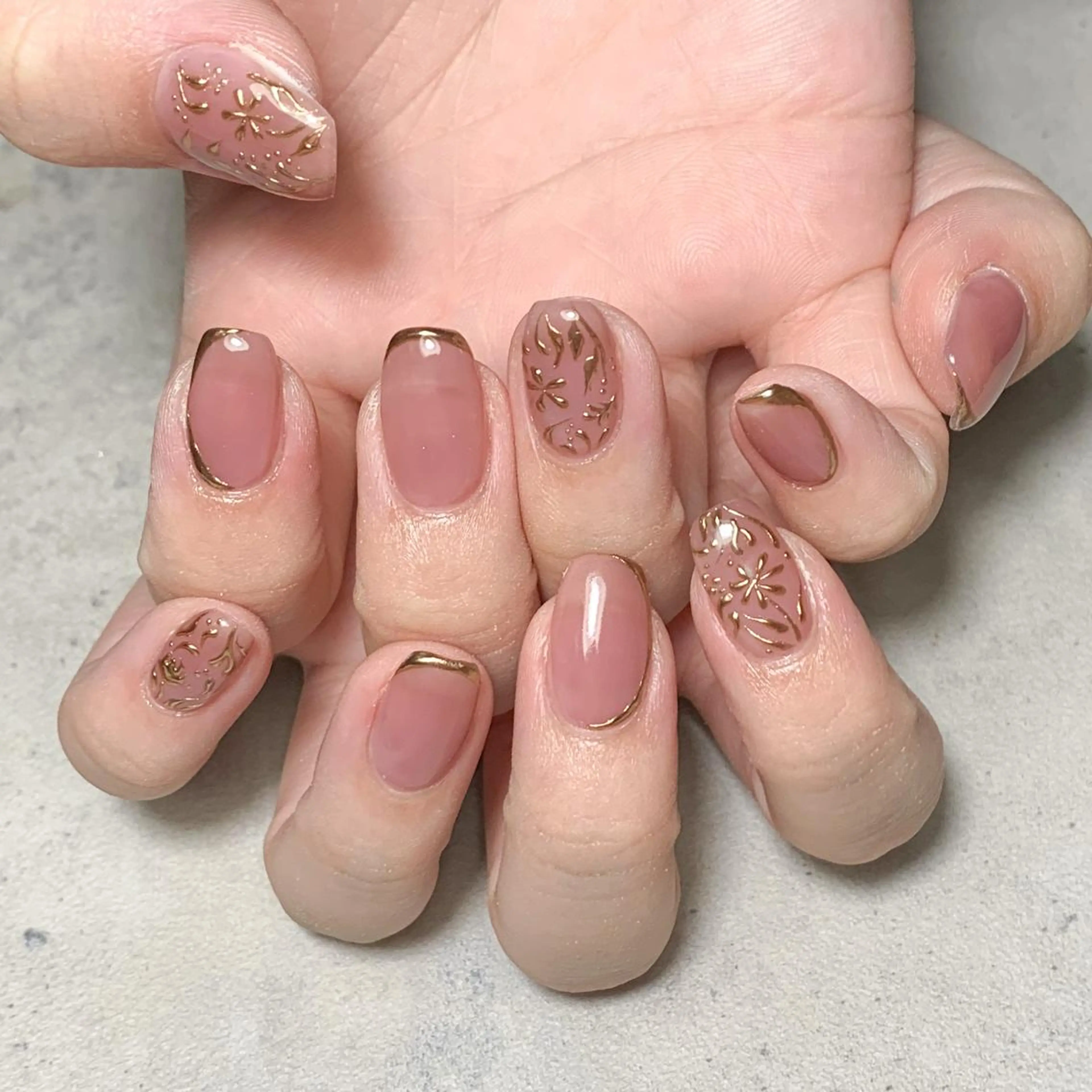 ネイル atelier FIORITURA所属・FIORITURA aiのネイルデザイン