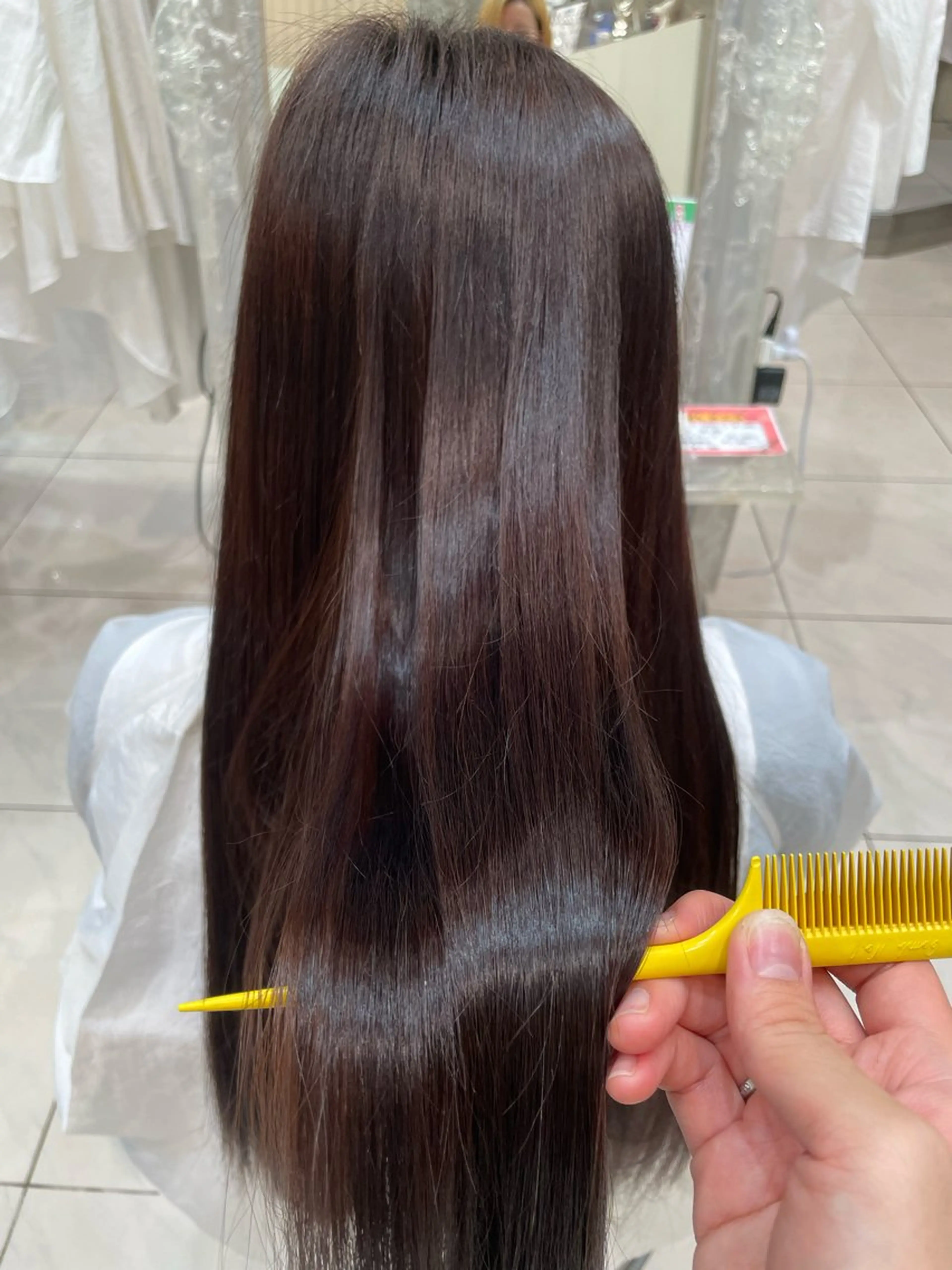 つやつや縮毛矯正+トリートメント💇♀️✨✨の写真