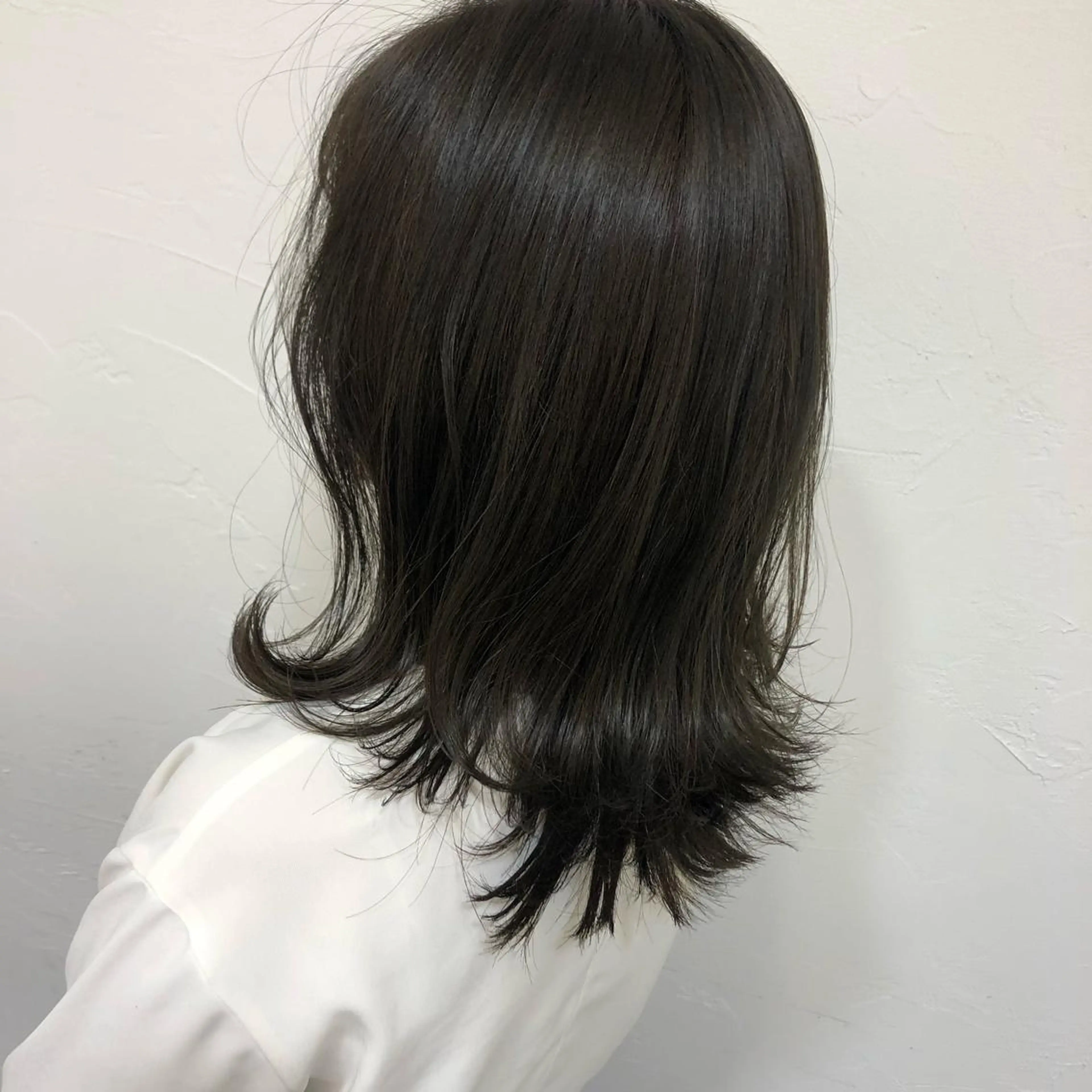 セミロング GLROW haruhiのヘアスタイル
