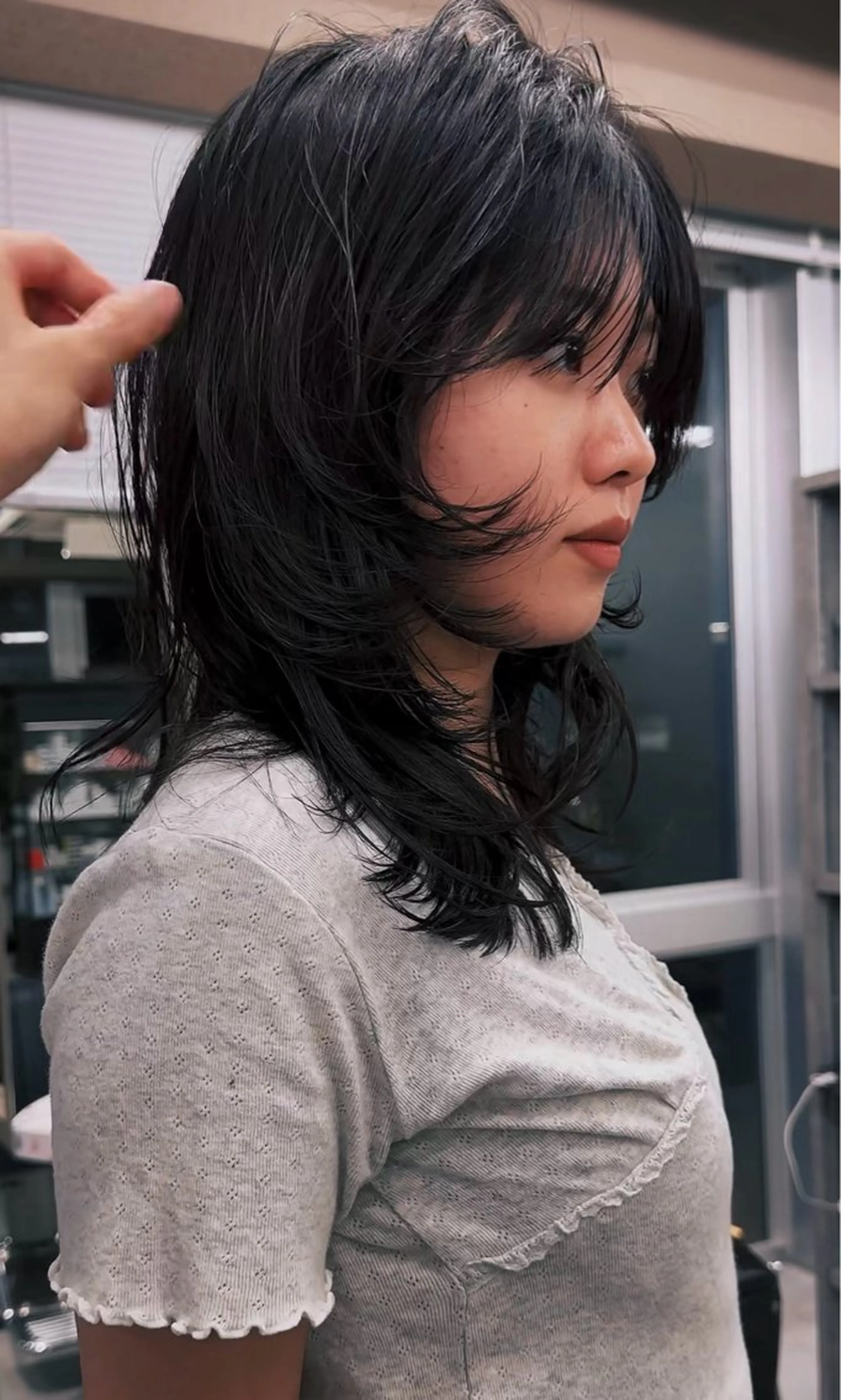 ミディアム 渡辺 良城のヘアスタイル