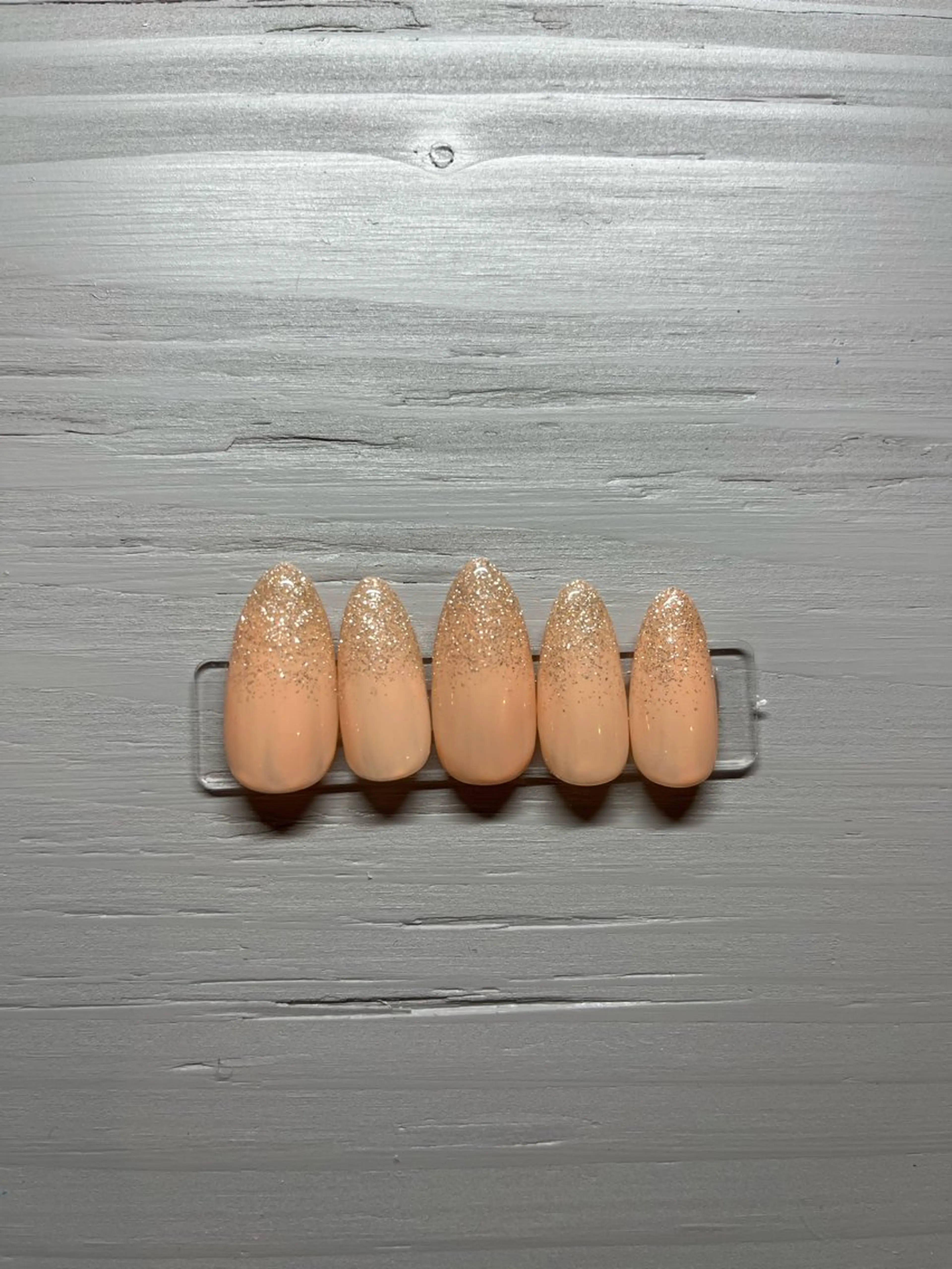 シンプルデザインネイルS8(オフ込み)の写真