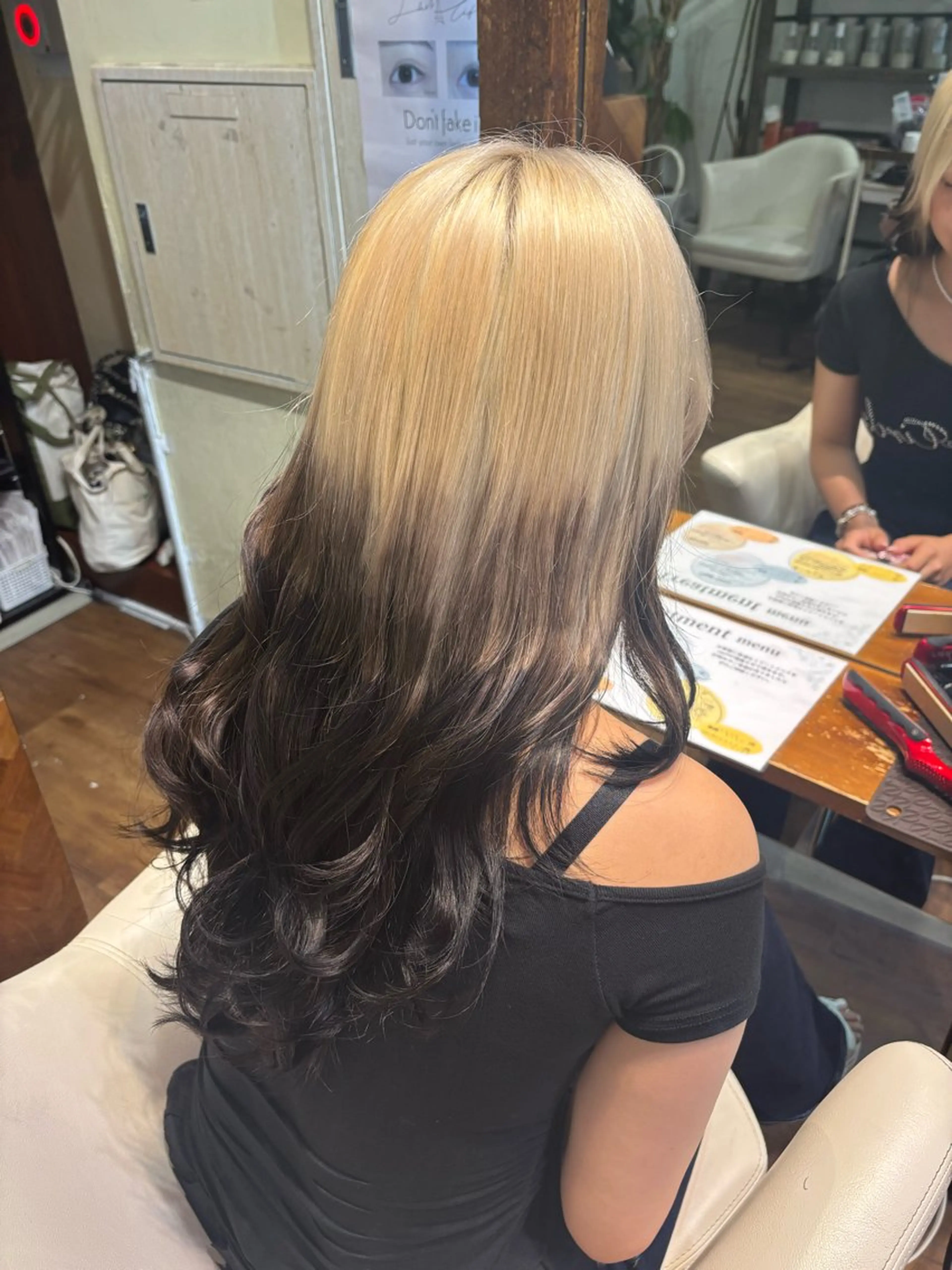 ロング カラー ヘアカラー トリートメント ヘッドスパ ブリーチ予約率90% 以上✨森山陽向のヘアスタイル