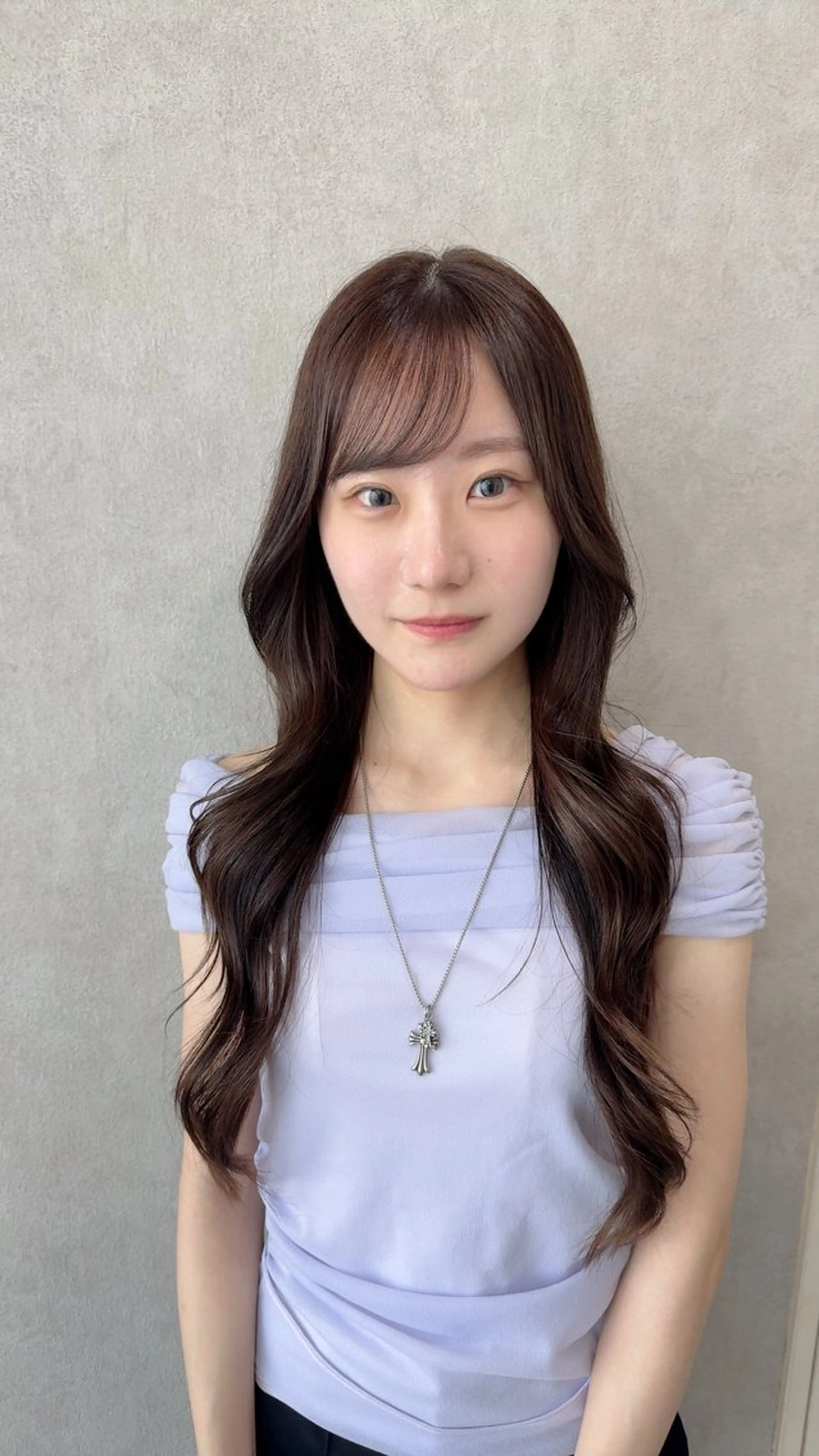 カラー アッシュ アッシュブラウン ベージュカラー 黒髪 ブリーチ カット ヘアカラー トリートメント 赤み無し柔らかカラー 【梅田】madokaのヘアスタイル