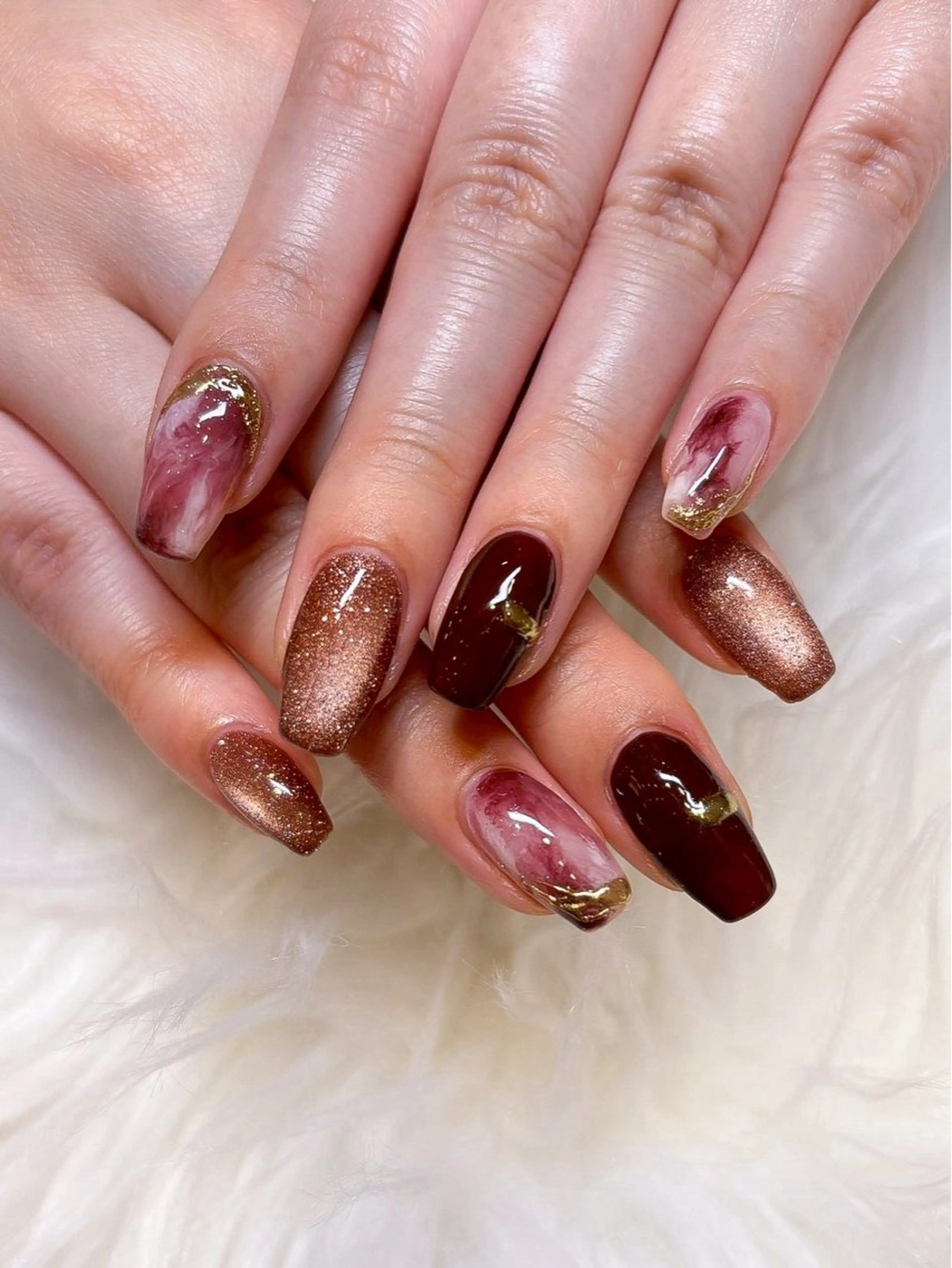 ネイル 🦋LOA🦋 店長 KURUMIのネイルデザイン