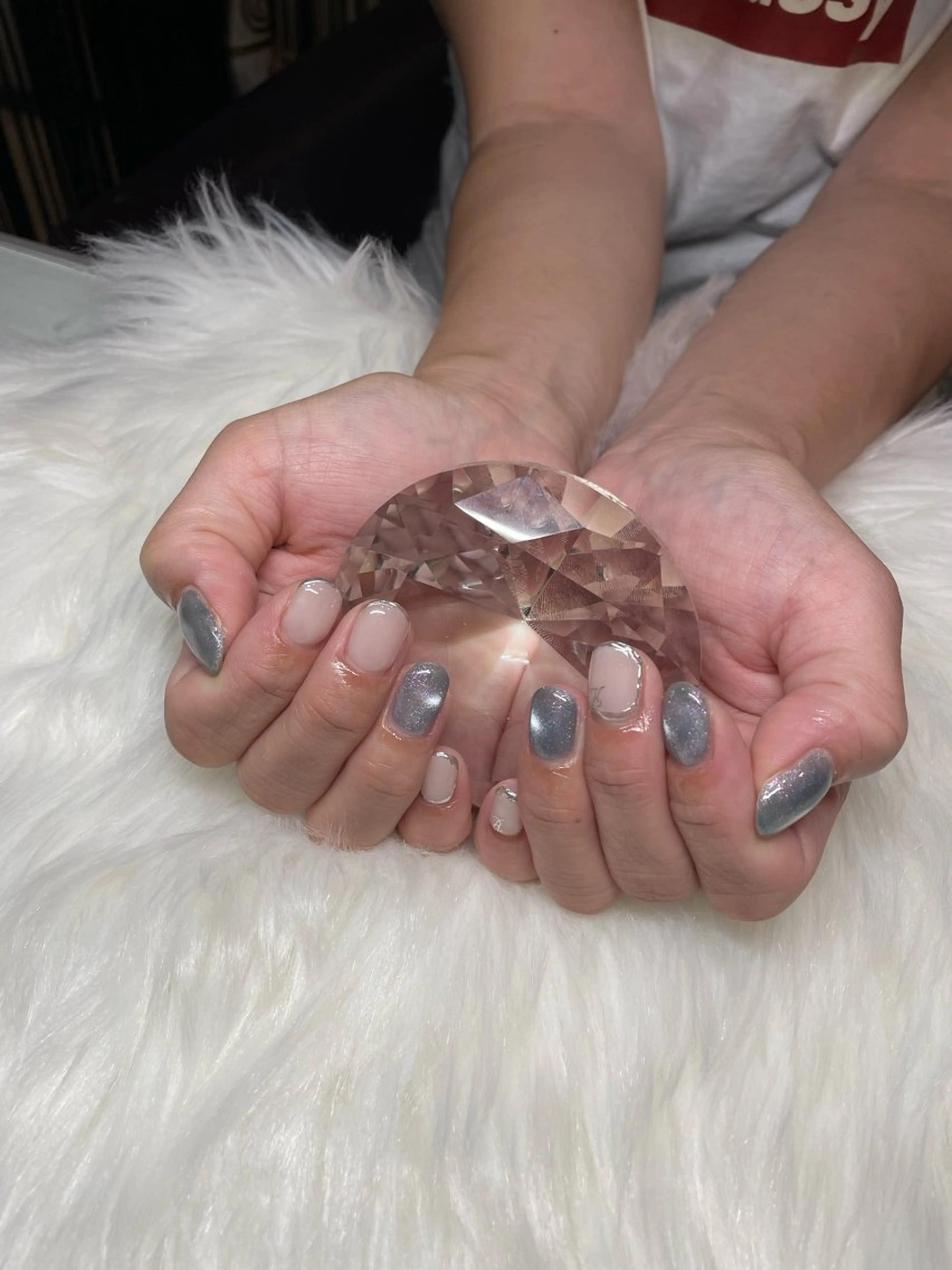 ネイル ミラーネイル ハンドネイル RAMU 【cutill】のネイルデザイン