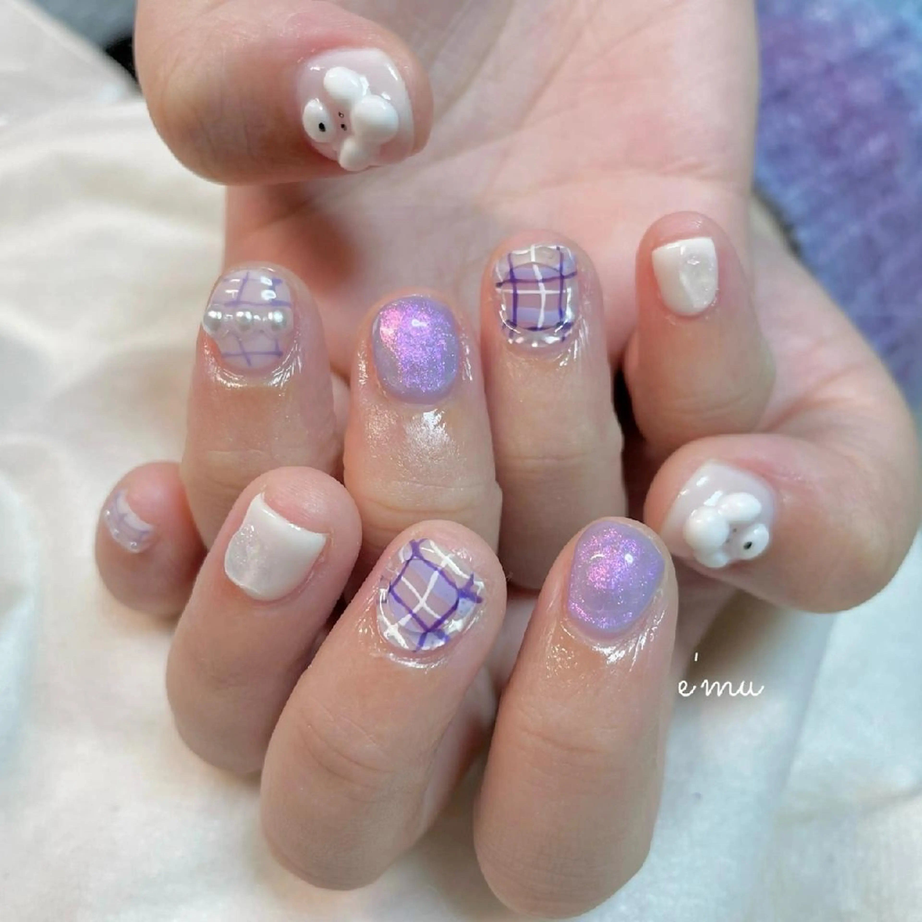 ネイル オーロラネイル nail salon e'mu💐のネイルデザイン