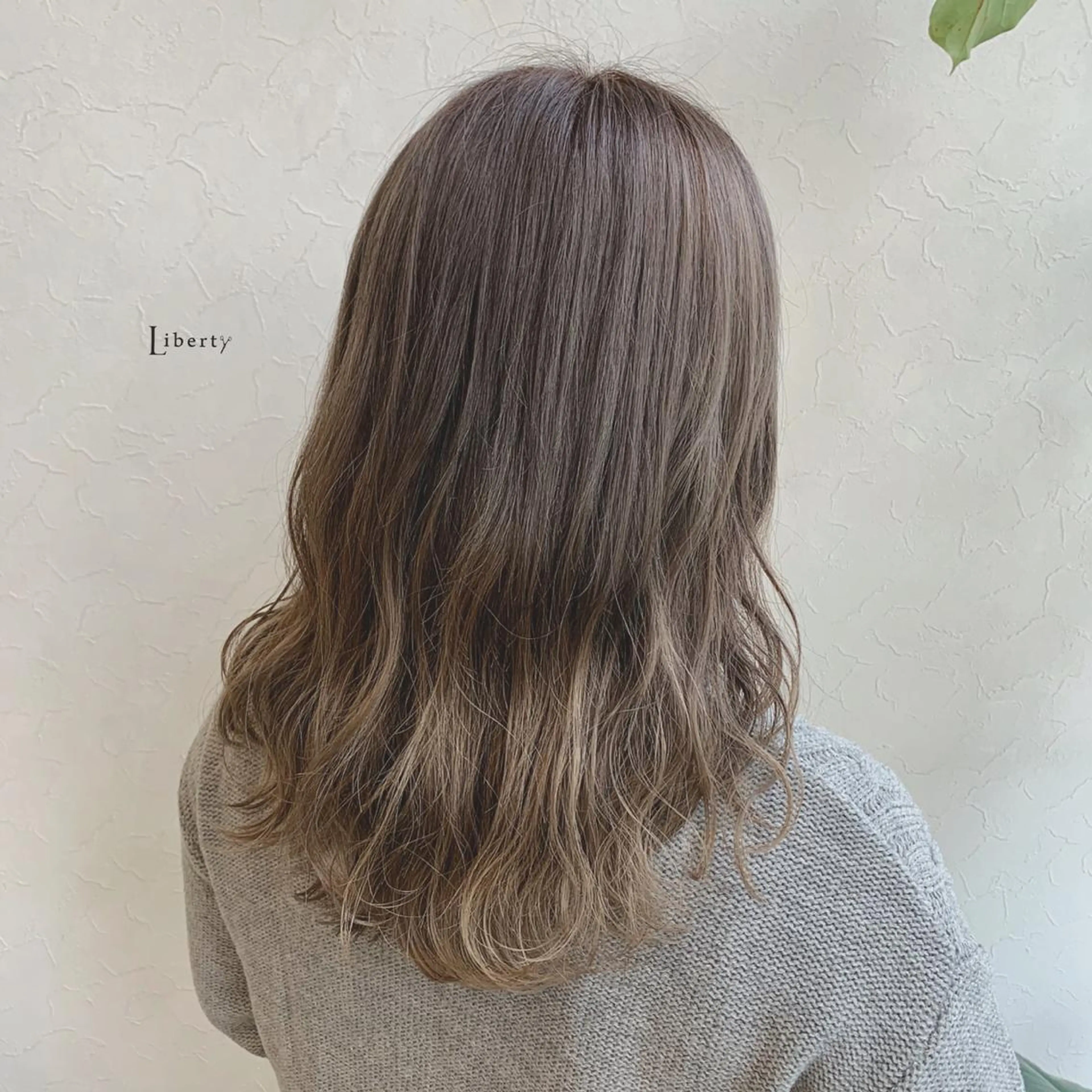 セミロング カラー アッシュ ベージュカラー メンズ指名多数!! SiLO 田島のヘアスタイル