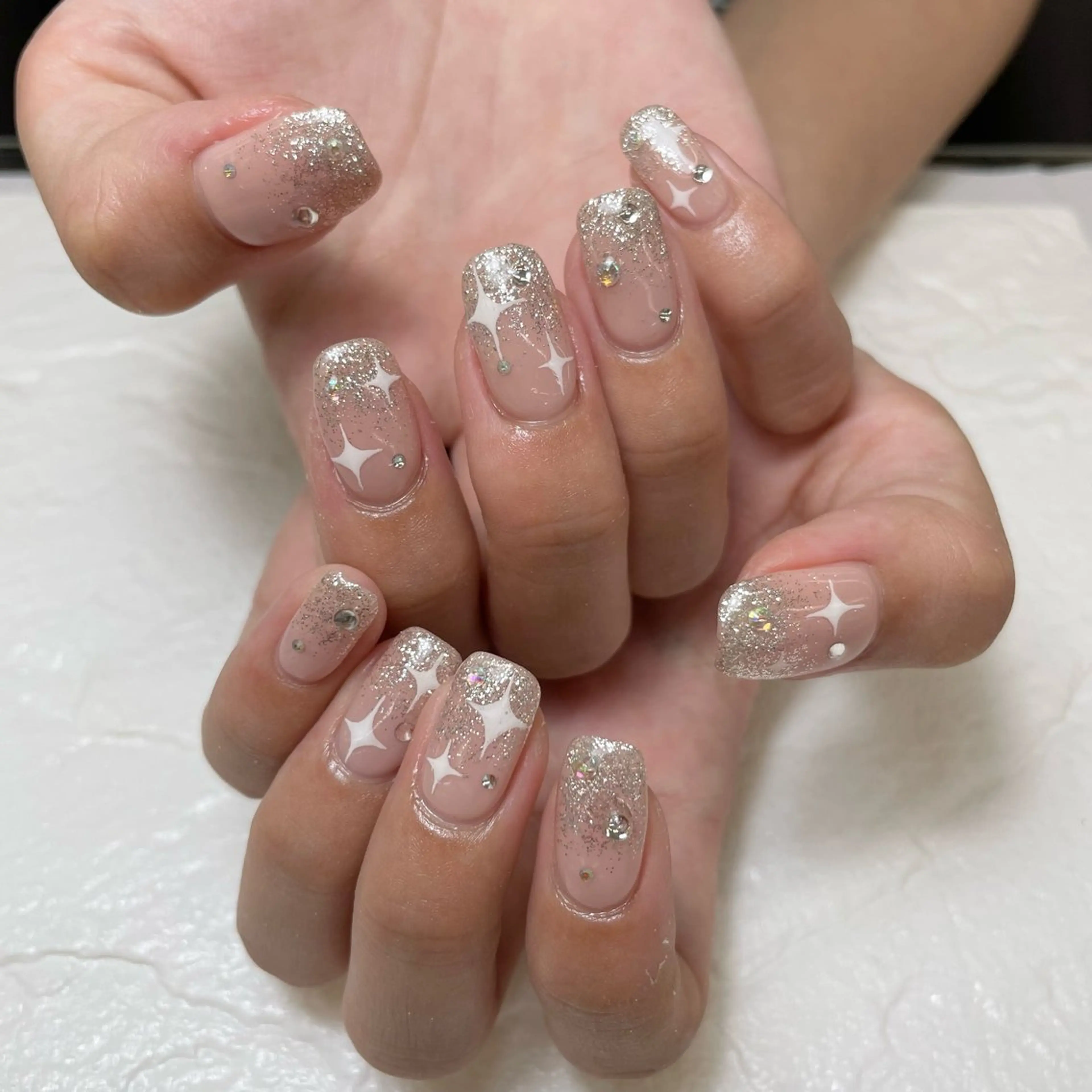 ネイル グラデーション キラキラネイル ラメ(グリッター) ラメグラデーション Nail Blue512所属・Nailist MINORIのネイルデザイン