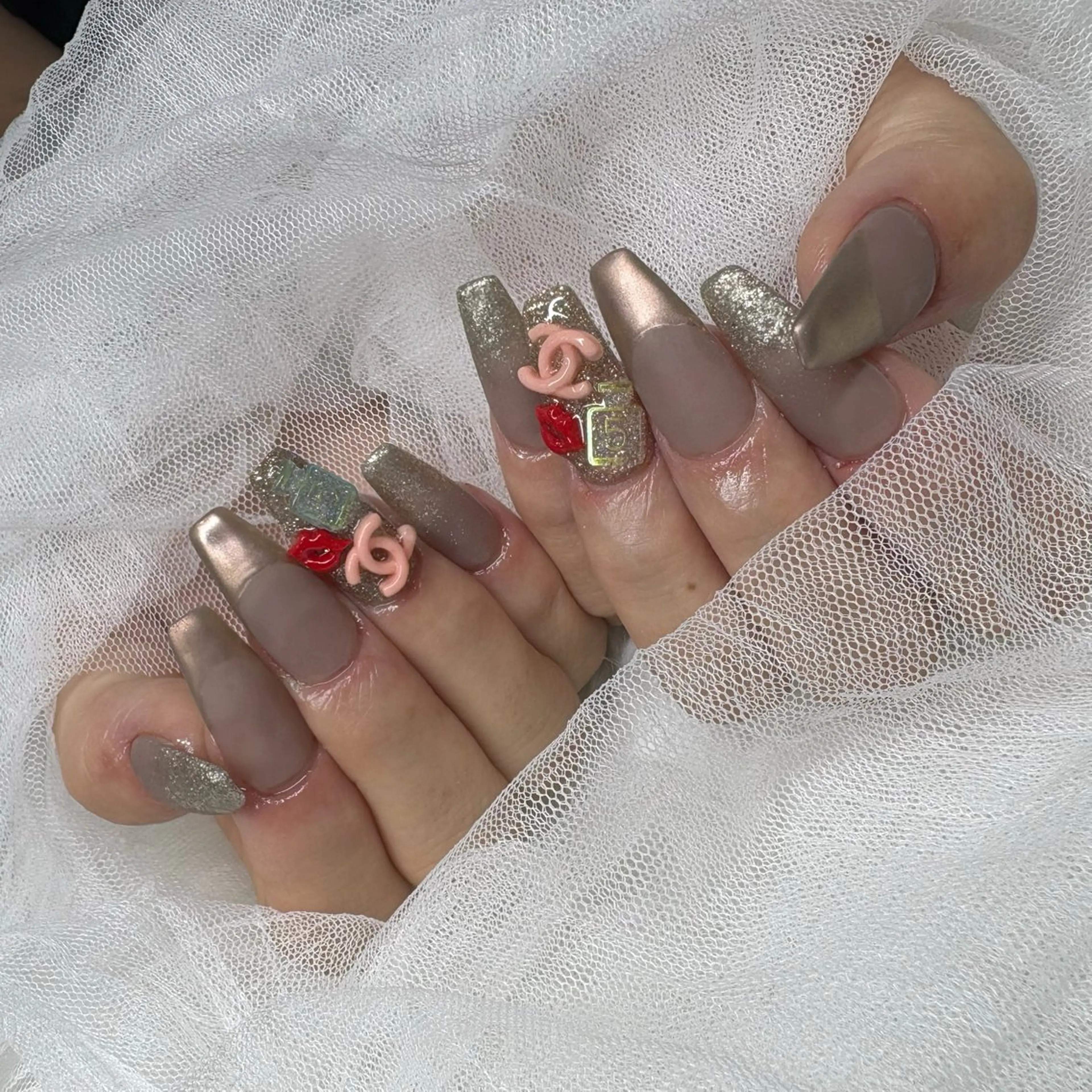 ネイル ハンドネイル nail& Lily______のネイルデザイン