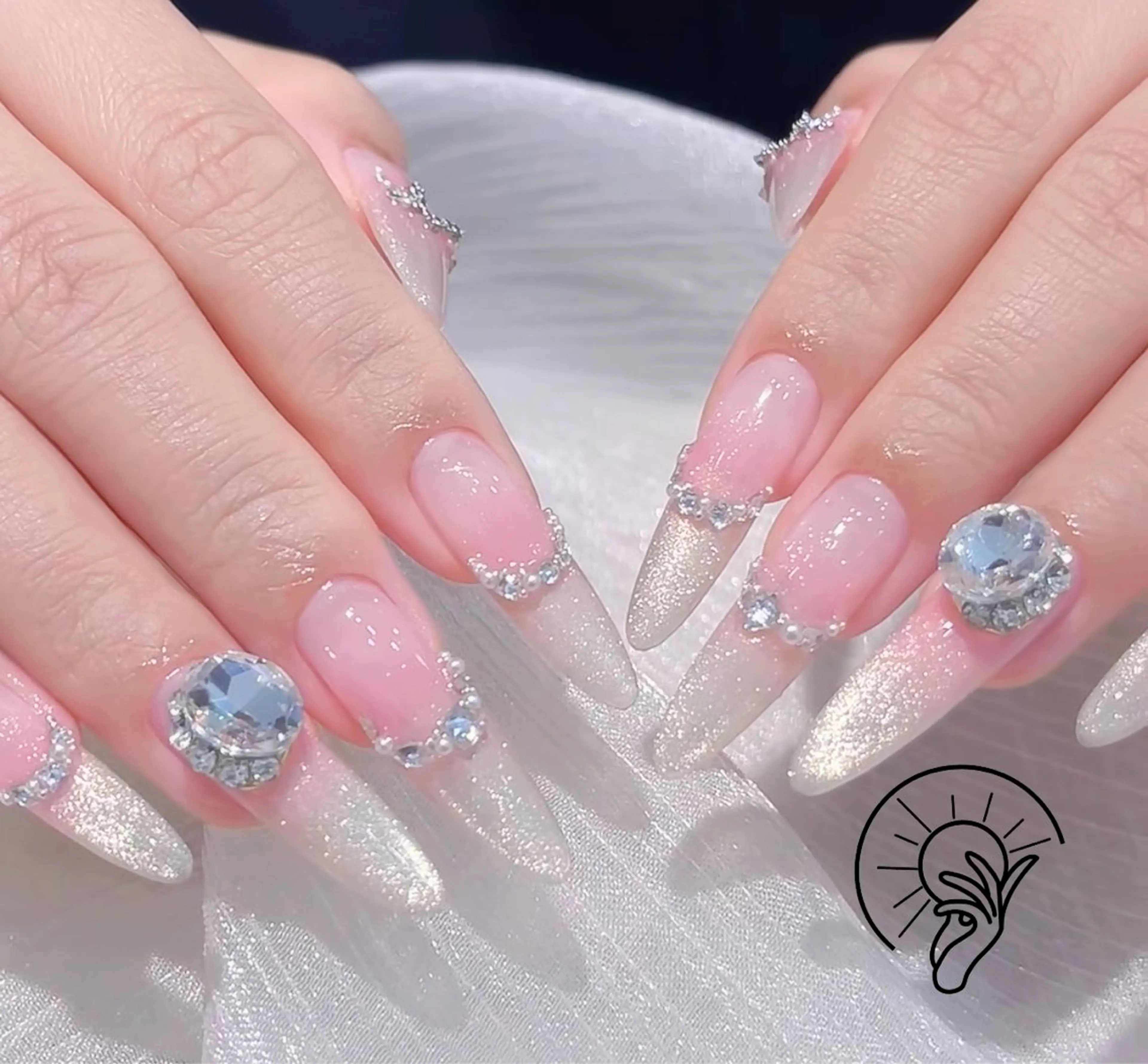 ネイル チークネイル 長さ出し フレンチネイル ガーリー 韓国ネイル sun nail池袋 モデル募集のネイルデザイン