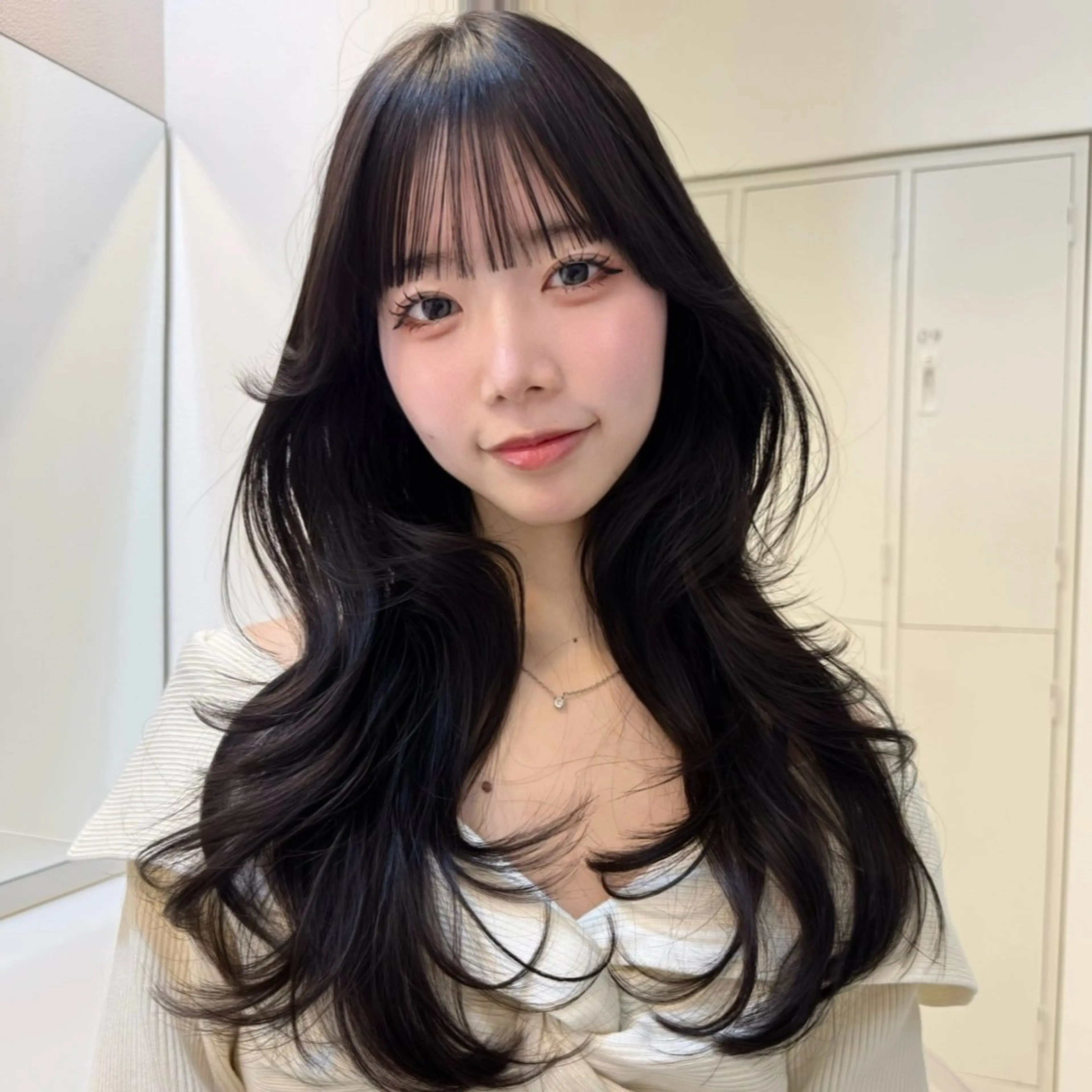 ロング カラー 透明感カラー グレージュ ラベンダーカラー くびれヘア レイヤーカット カット ヘアカラー Mizuki /SOYONのヘアスタイル