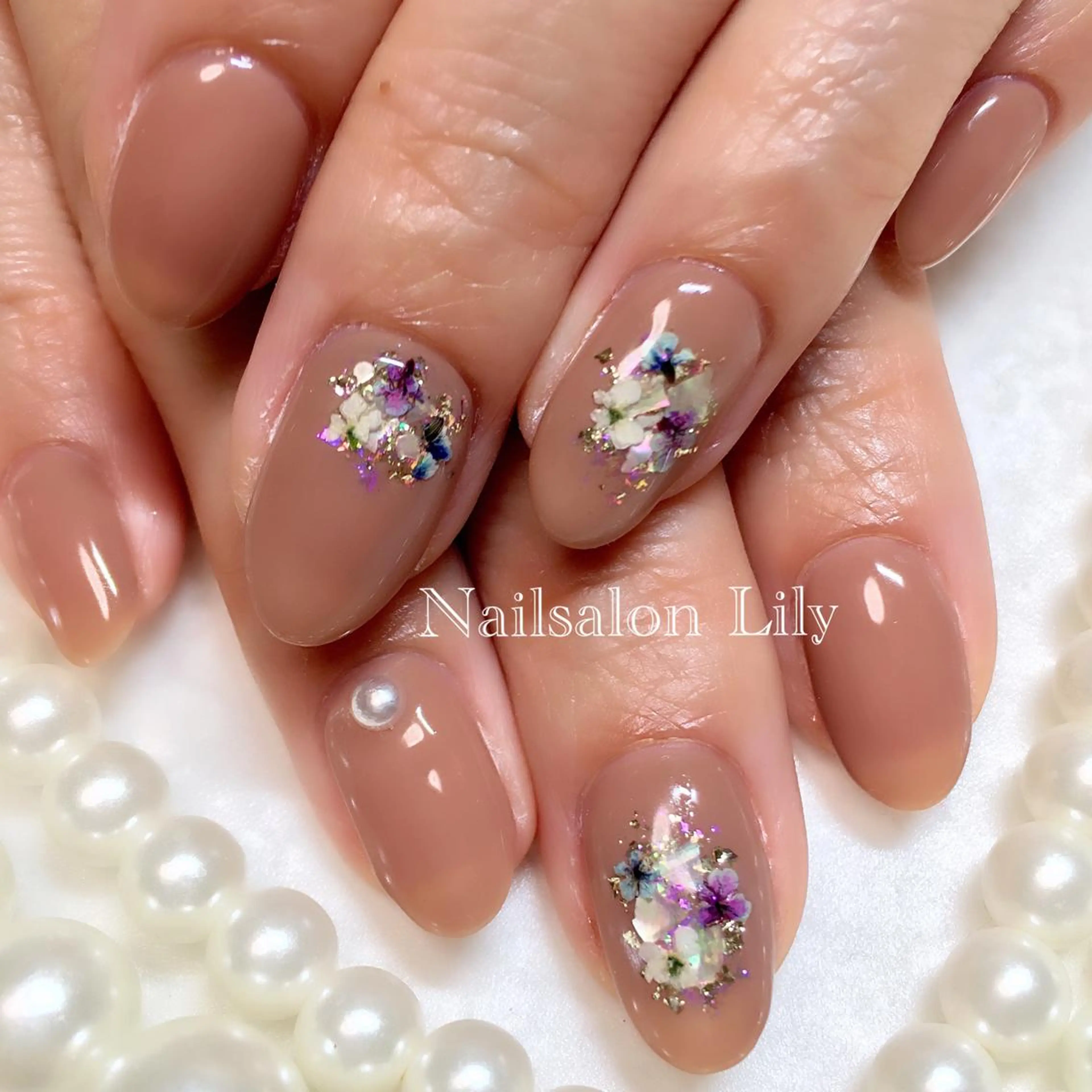 ネイル Nailsalon Lilyのネイルデザイン