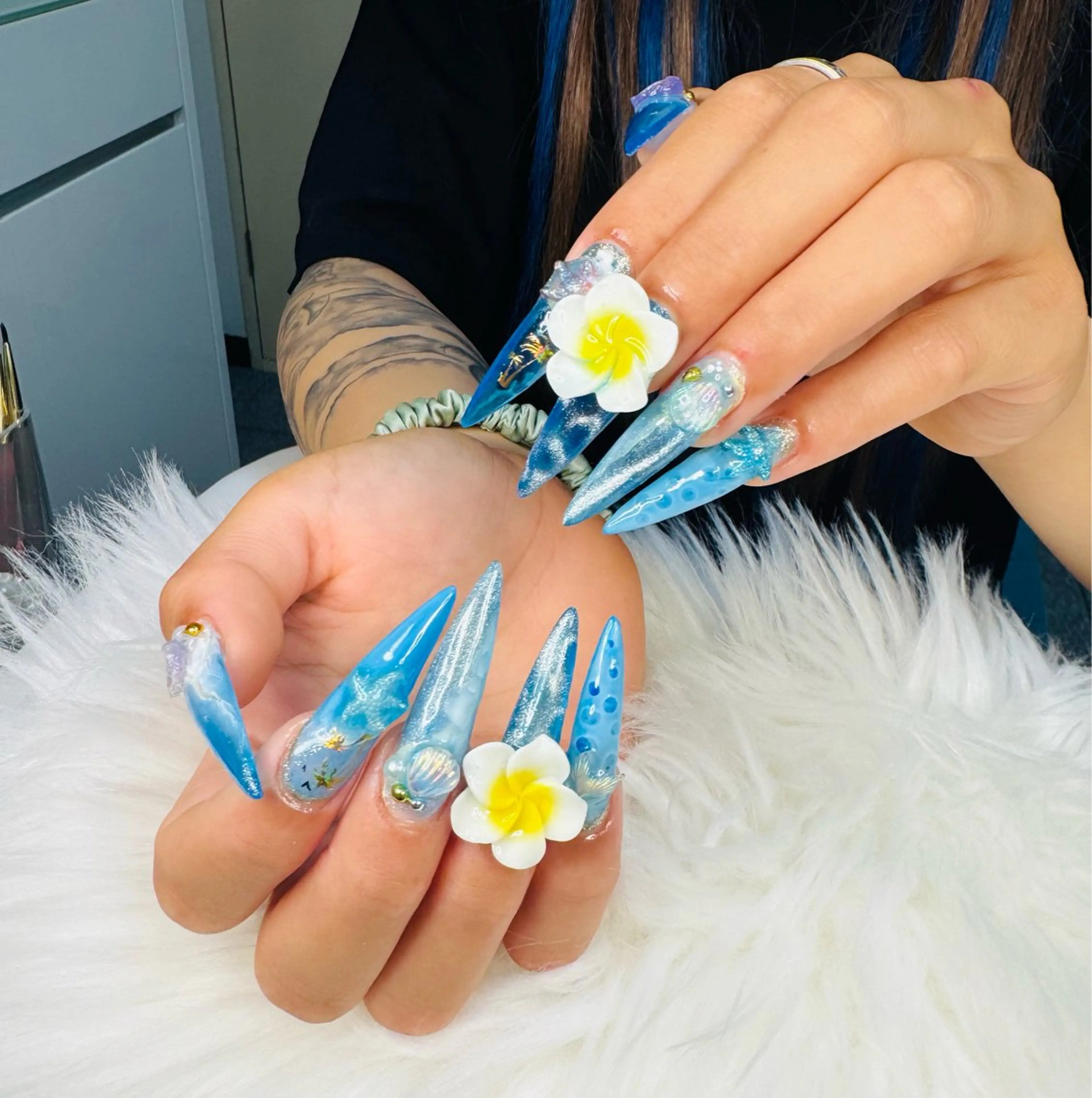 ネイル アートネイル オーロラネイル チークネイル 長さ出し フットネイル happy nail所属・Happy Nailのネイルデザイン
