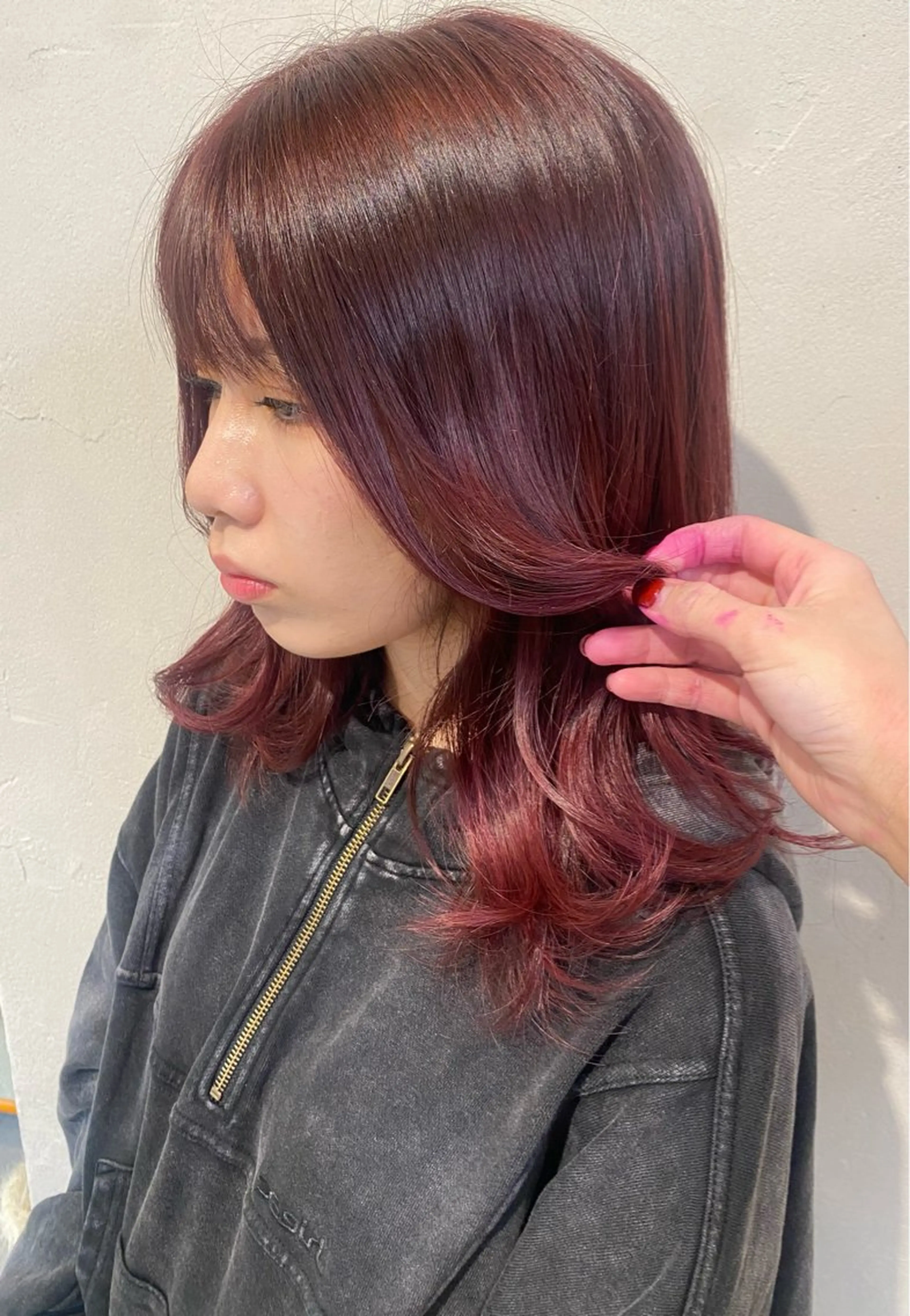 セミロング カラー 綾香 /透明感カラーのヘアスタイル