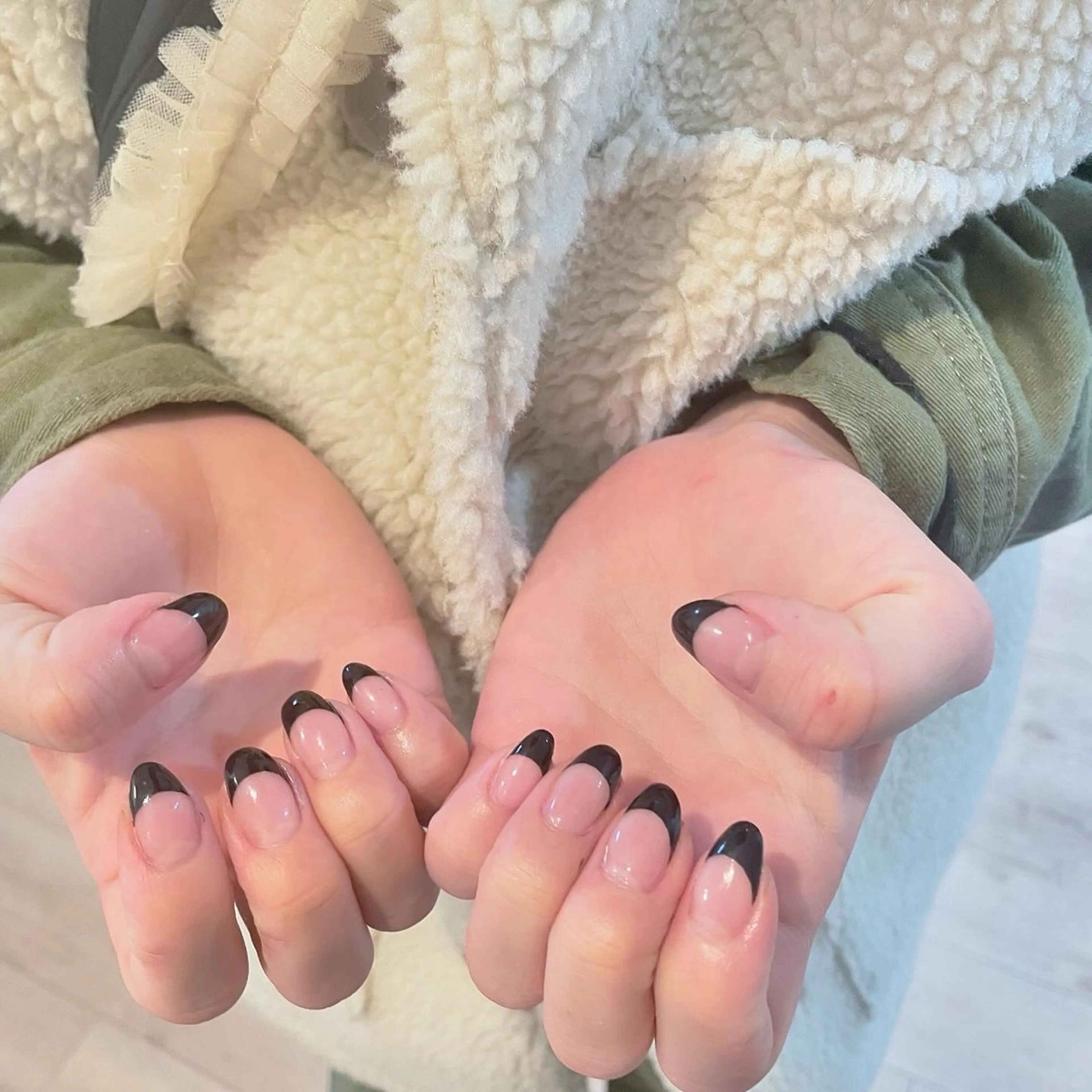 ネイル Lily Beauty天神西通り店所属・坂田 美生のネイルデザイン