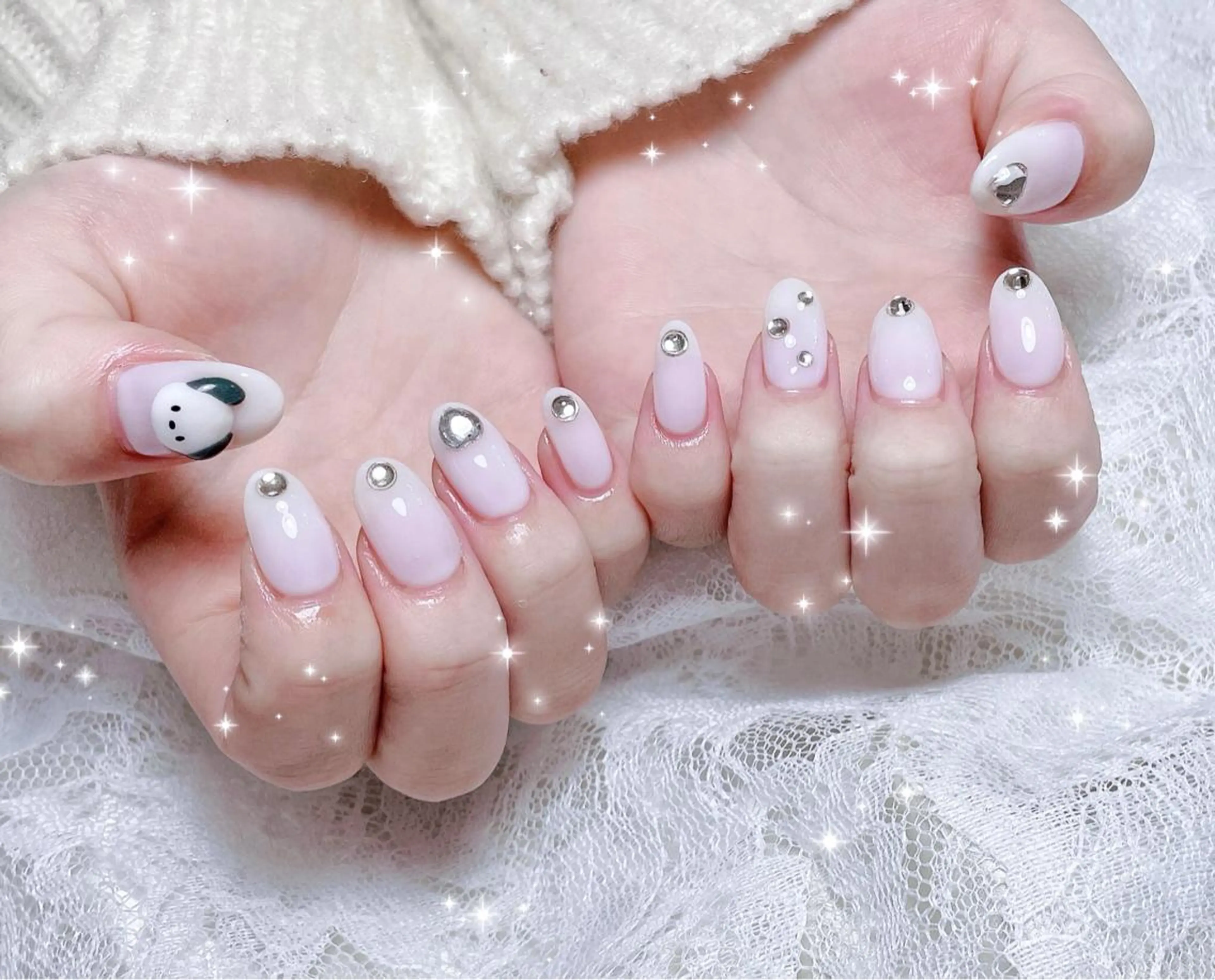 ネイル ホワイト ハンドネイル FLARE NAIL フレアネイルのネイルデザイン