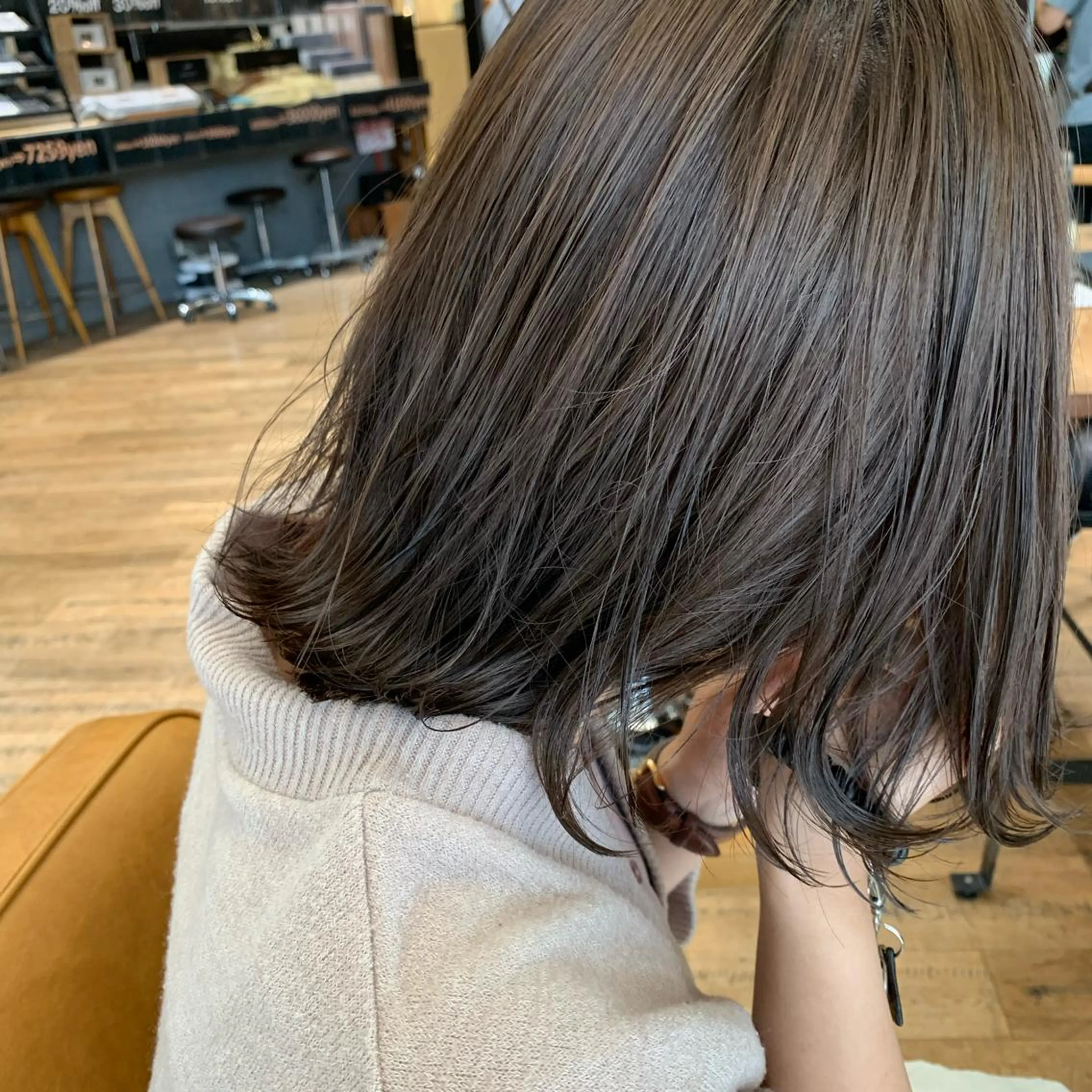 セミロング カラー ハイライトカラー ハイライト MASHU所属・鳥越 一希のヘアスタイル