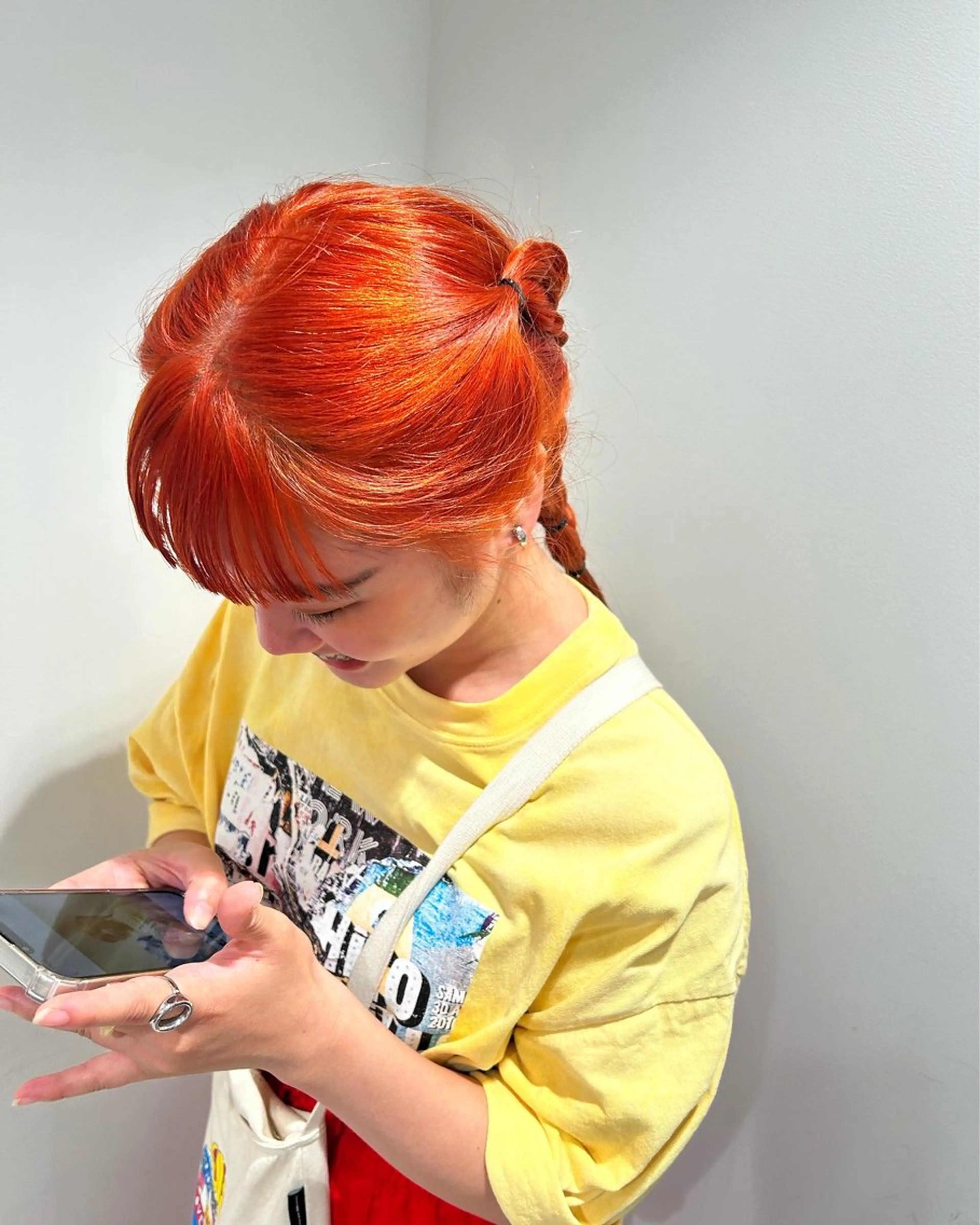 セミロング カラー ブリーチ オレンジ カット ヘアカラー トリートメント GO TODAY  SHAIRE  SALON   渋谷モディ所属・スキバサミを使わない カット🌼唯🌼のヘアスタイル