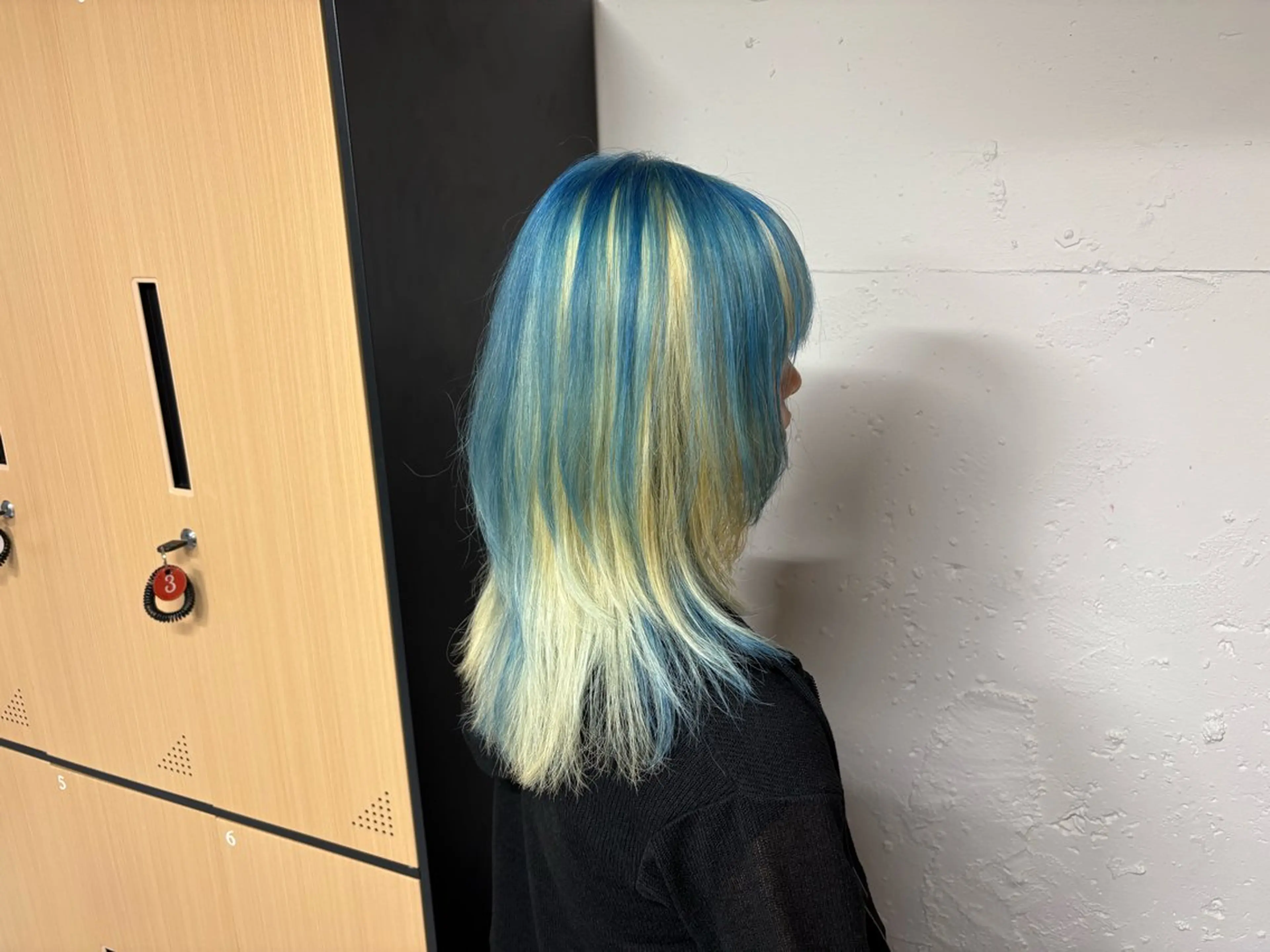 セミロング ヘアカラー トリートメント tokute 中野真咲🐺のヘアスタイル